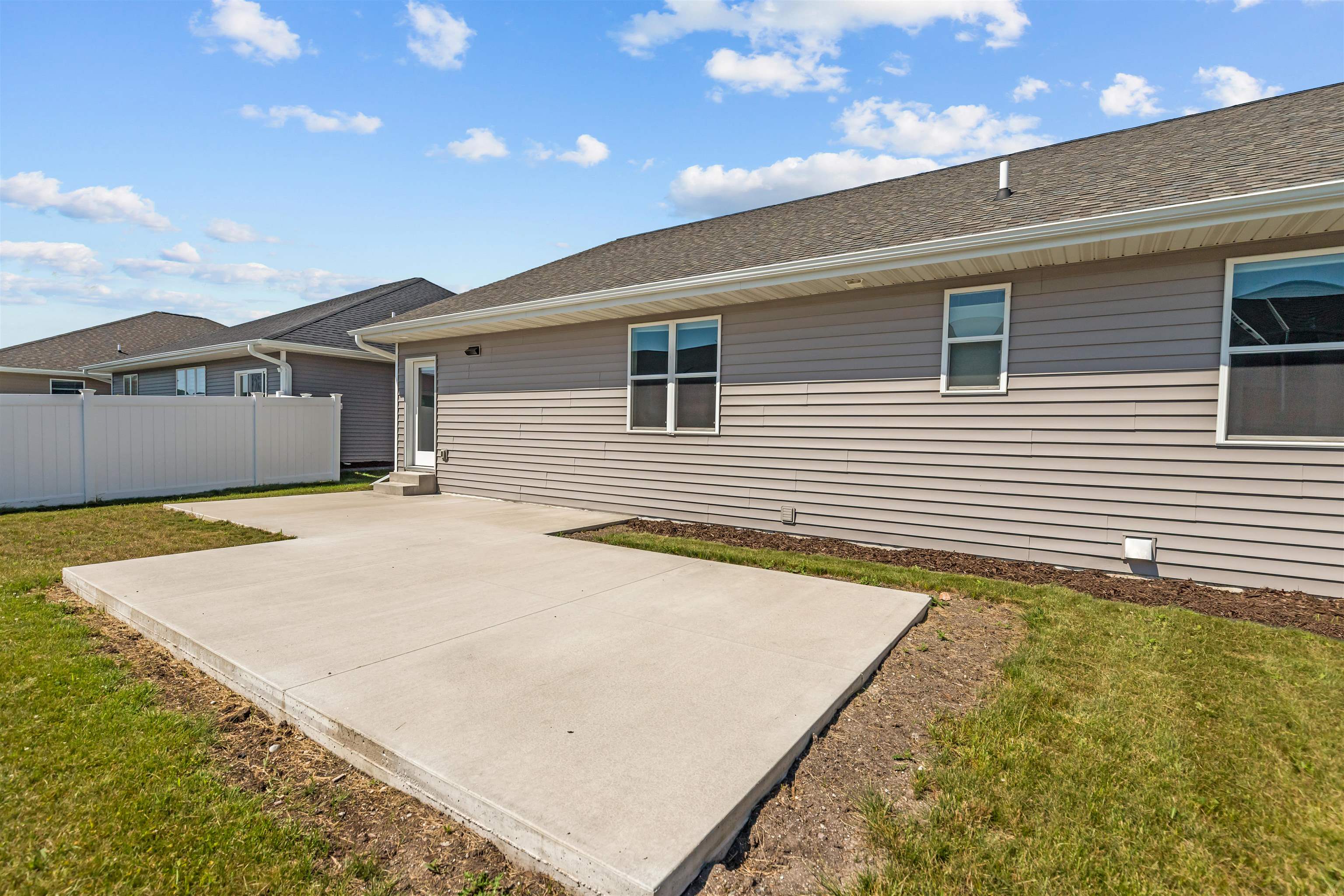 1269 Brayden Ln, De Pere, WI 54115