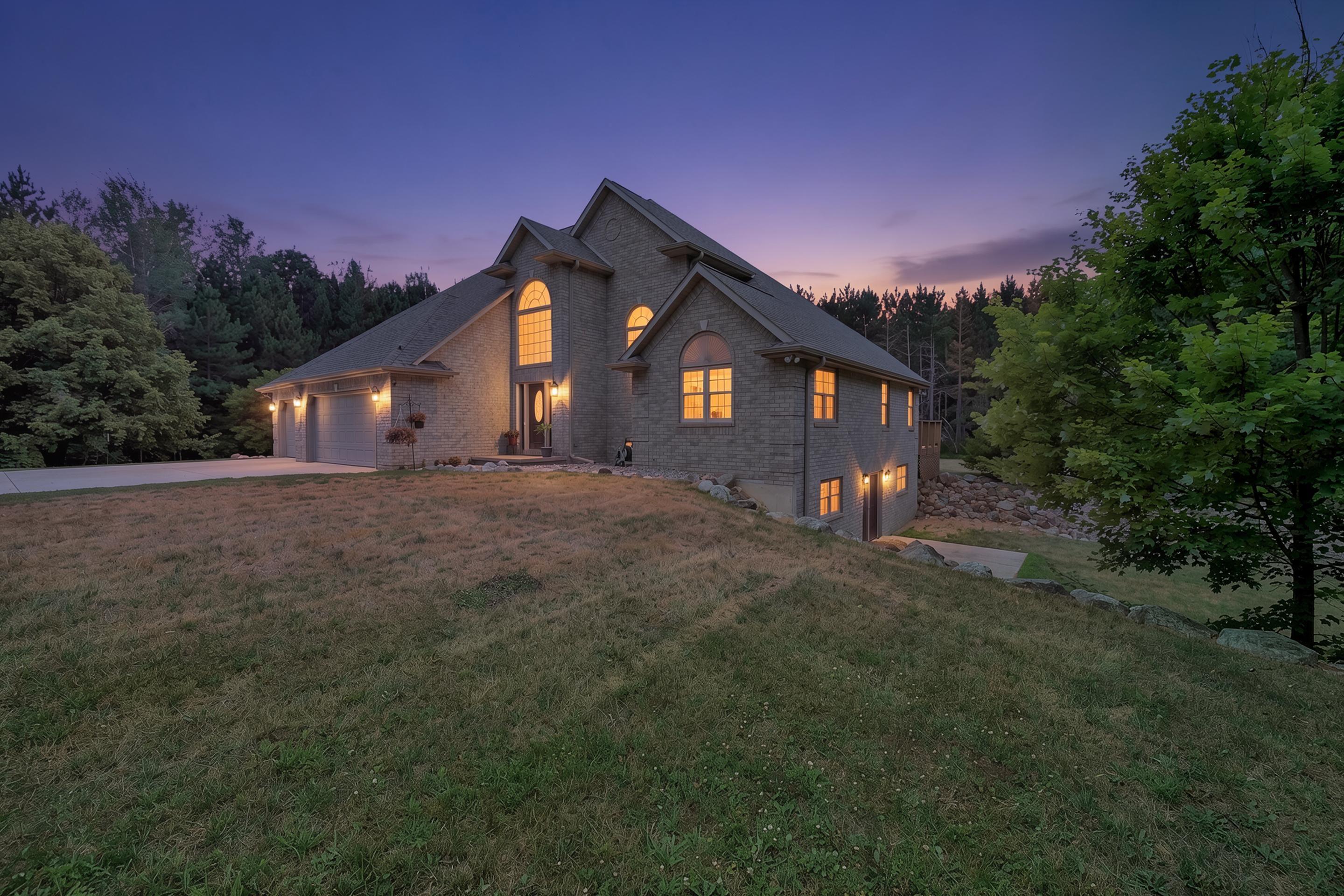 5164 Stiles Rd, Lena, WI 54139-9151