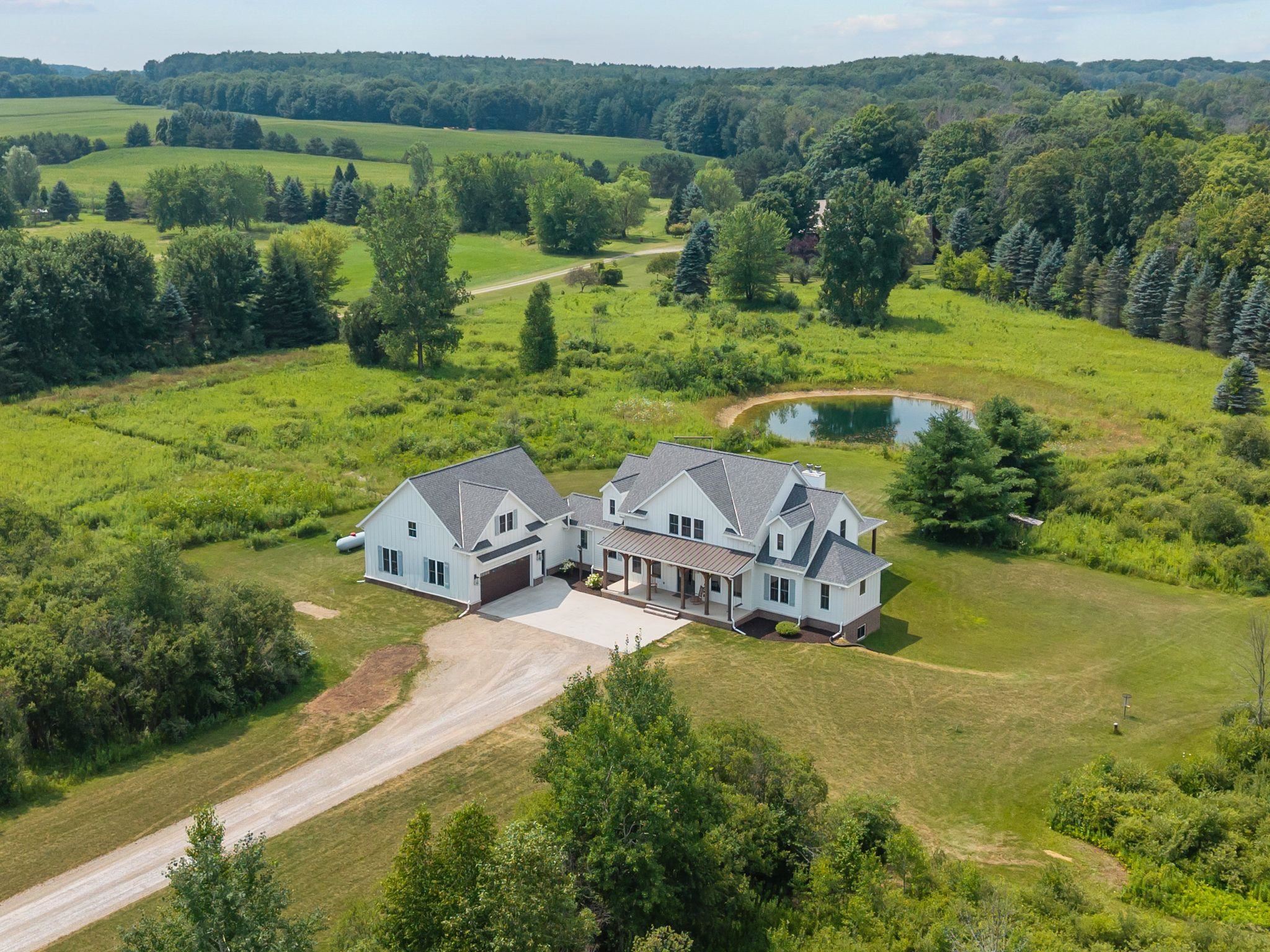 1191 Hilbert Rd, Sobieski, WI 54171