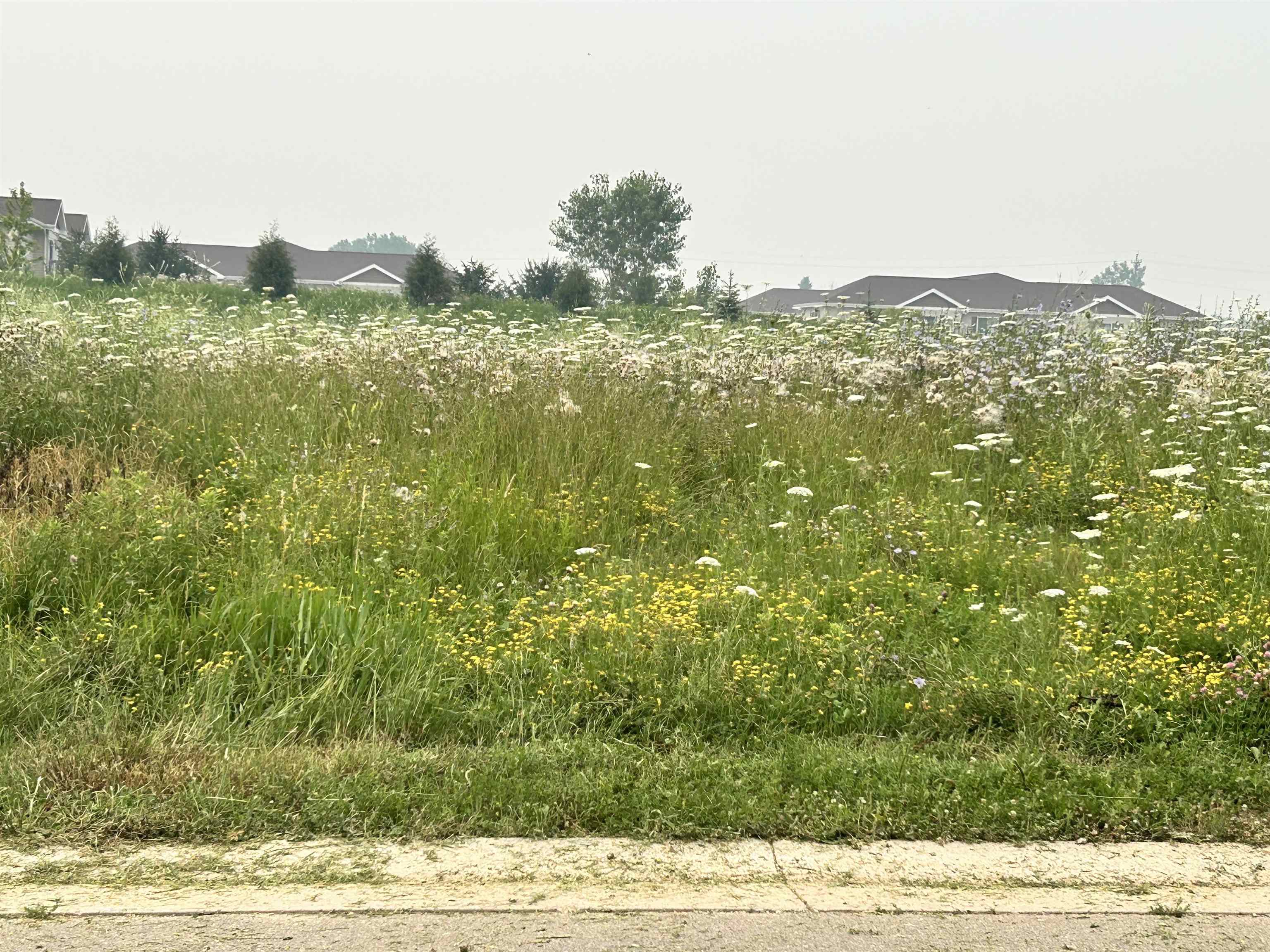 Prairie Lake Cir #2, Neenah, WI 54956