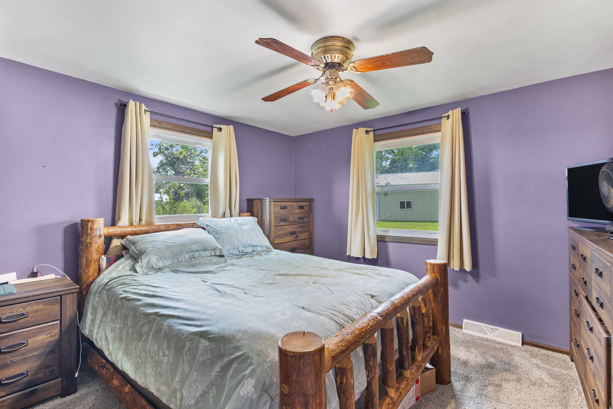 138 Elm Dr, Green Bay, WI 54313