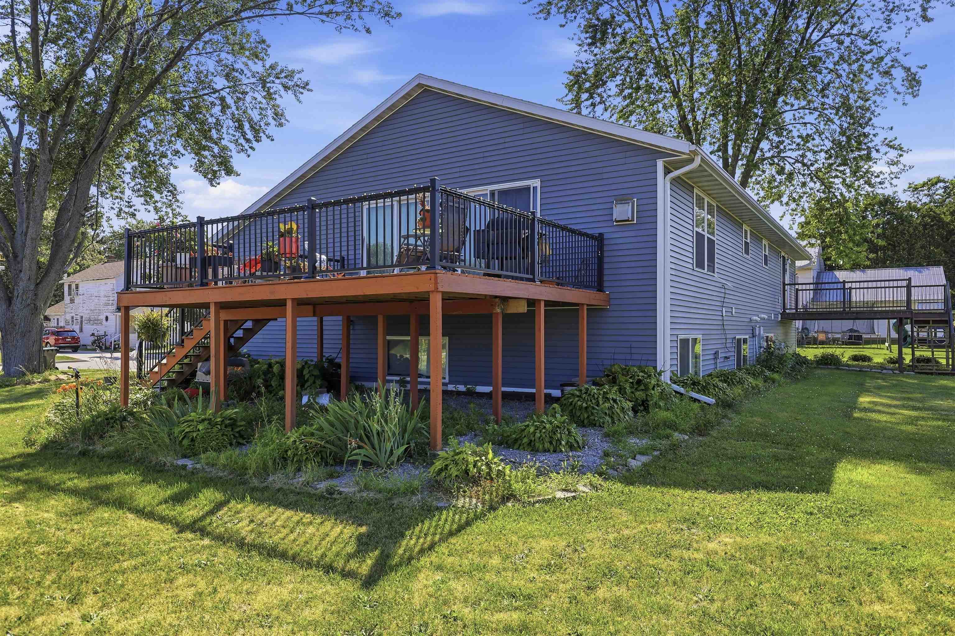 614 Reid St, De Pere, WI 54115