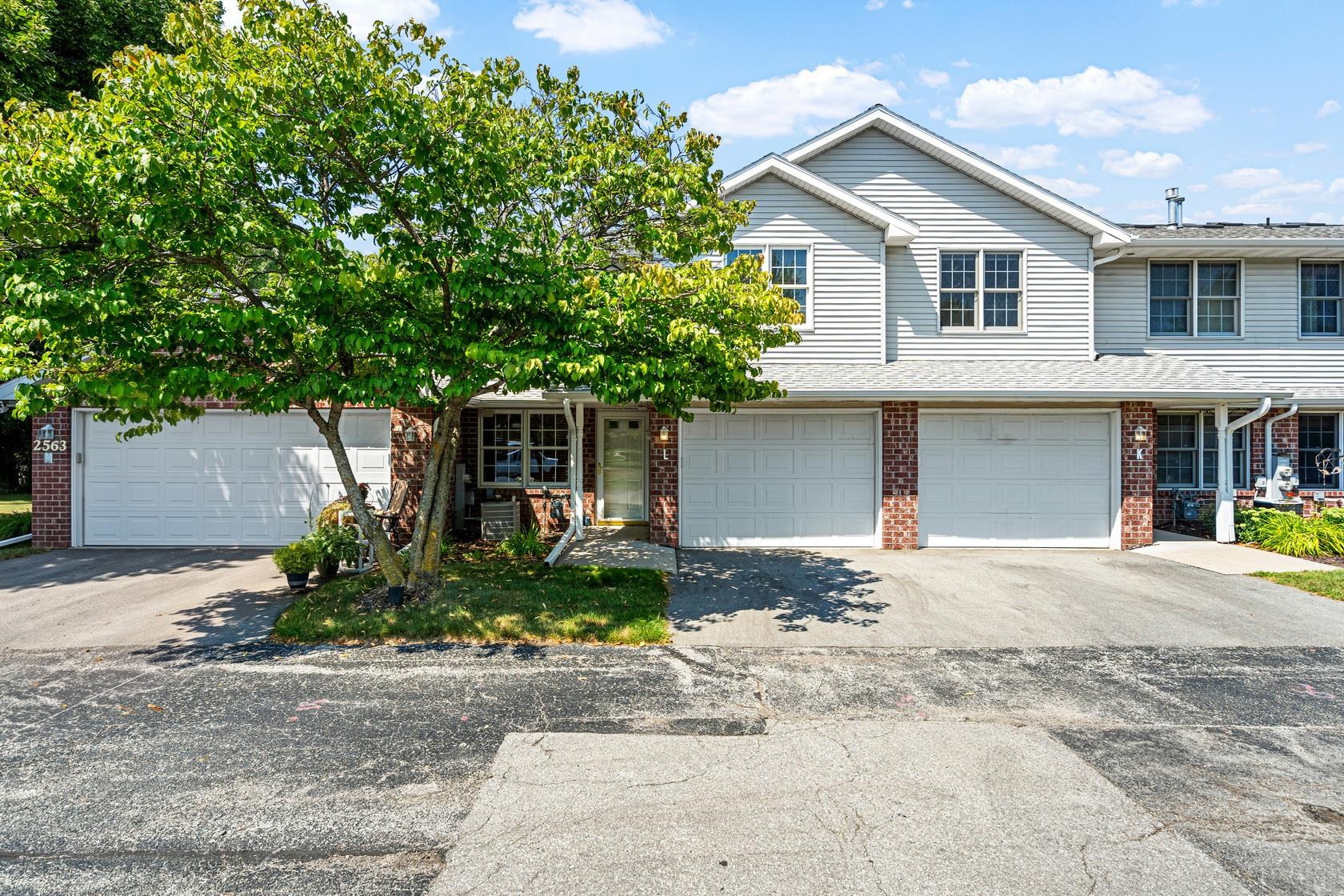 2563 Telluride Trl #L, Green Bay, WI 54313-3915