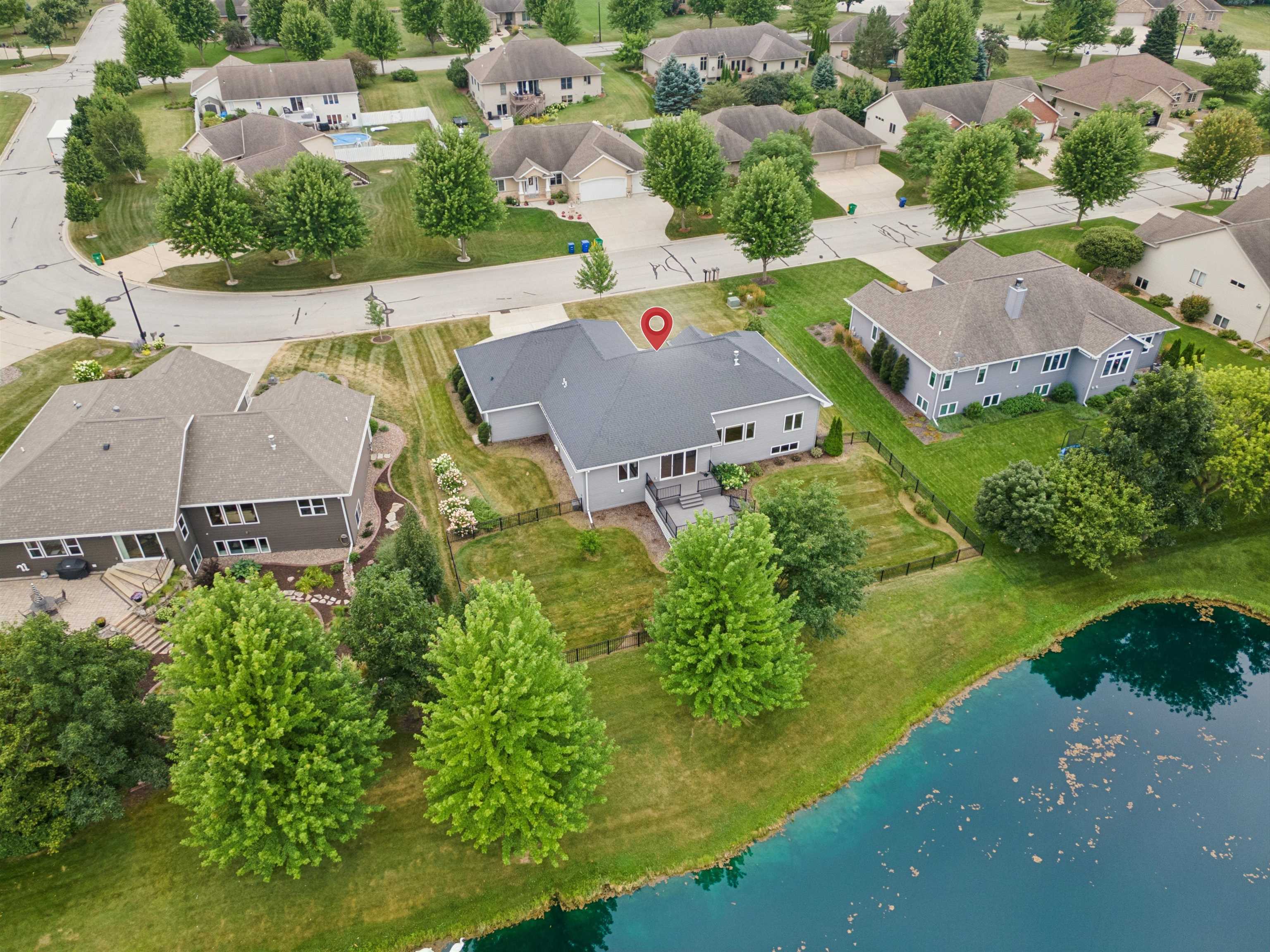 3361 Langdon St, Green Bay, WI 54311