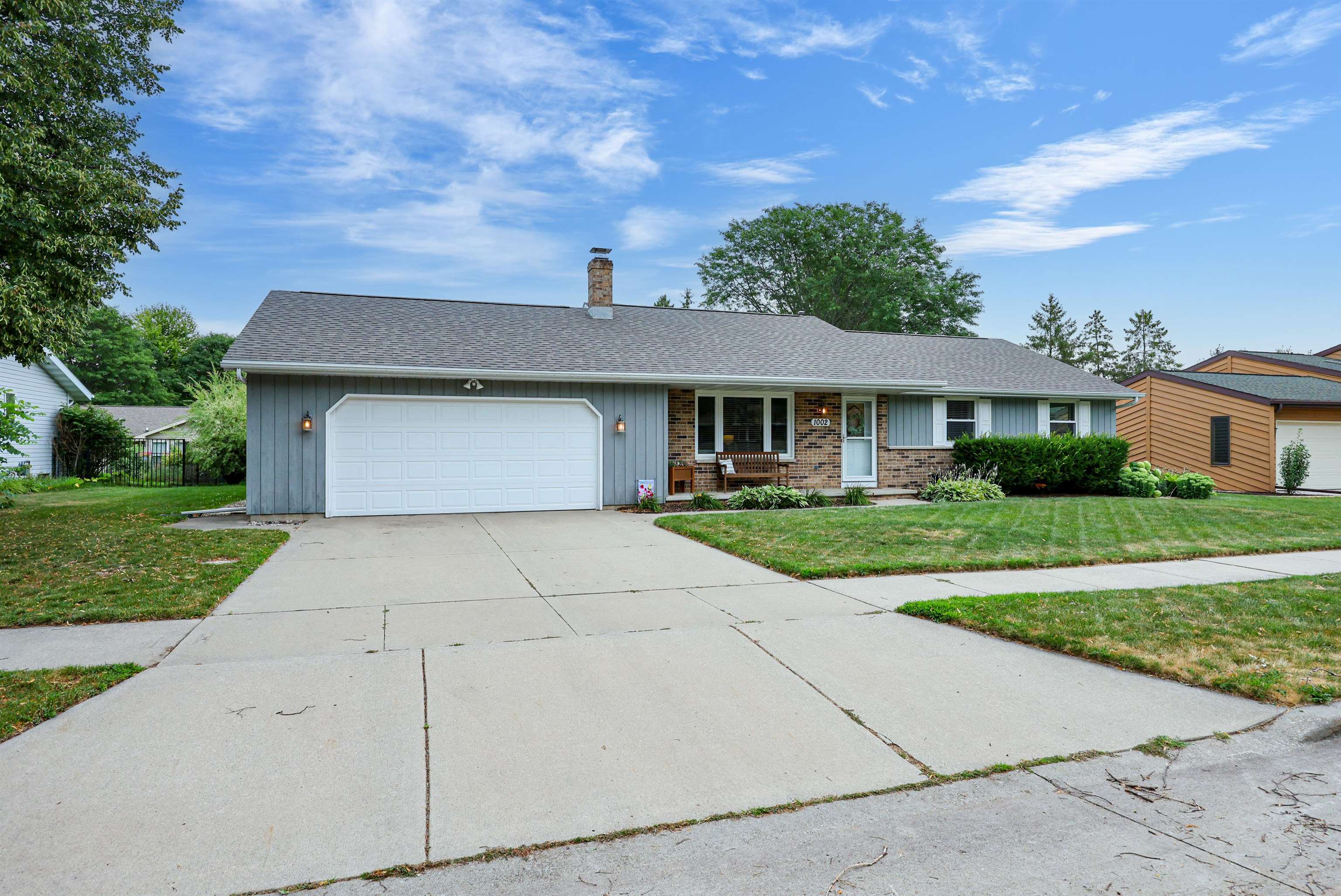 1002 S Covenant Ln, Appleton, WI 54915