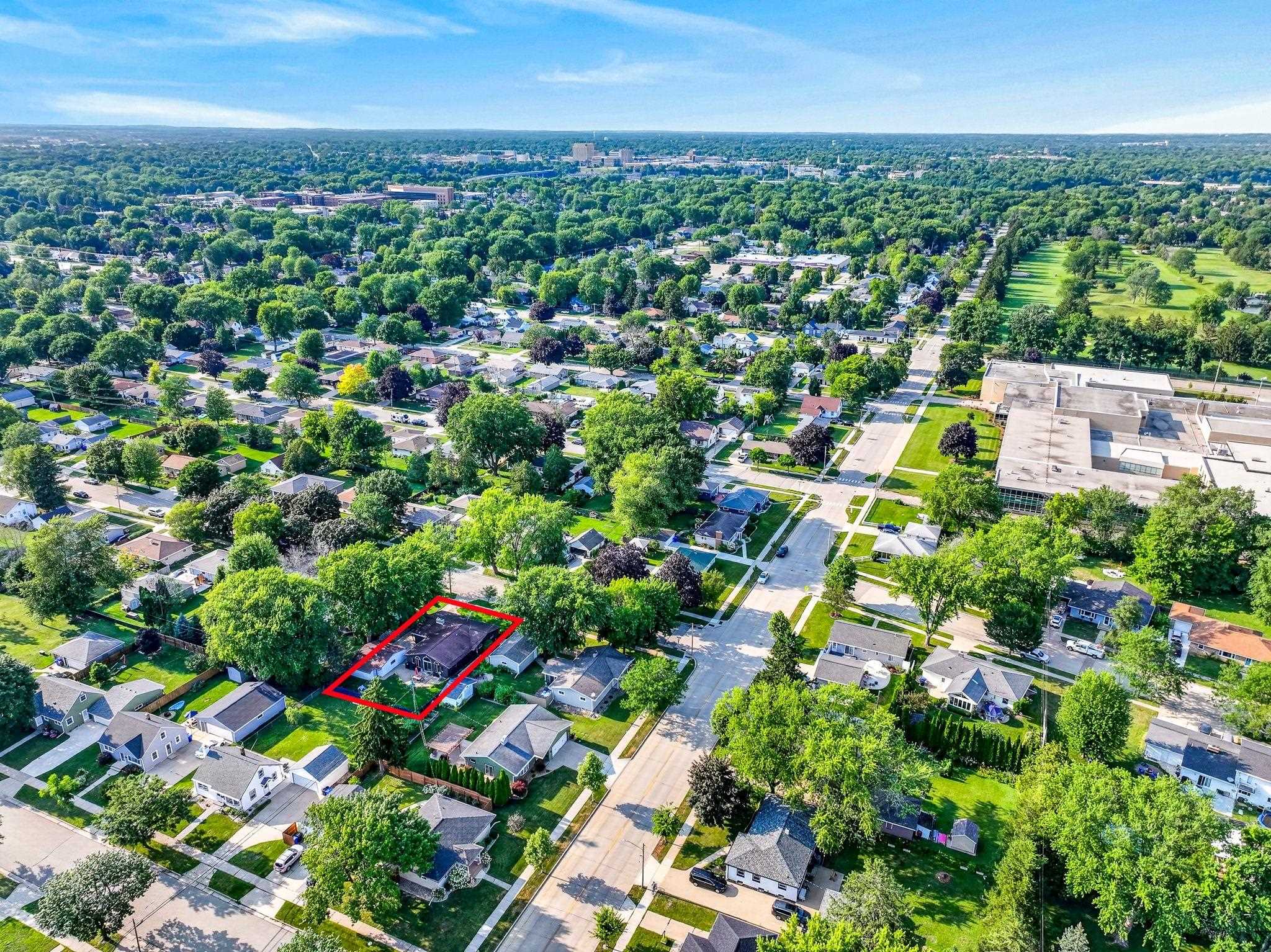 731 E Harding Dr, Appleton, WI 54915