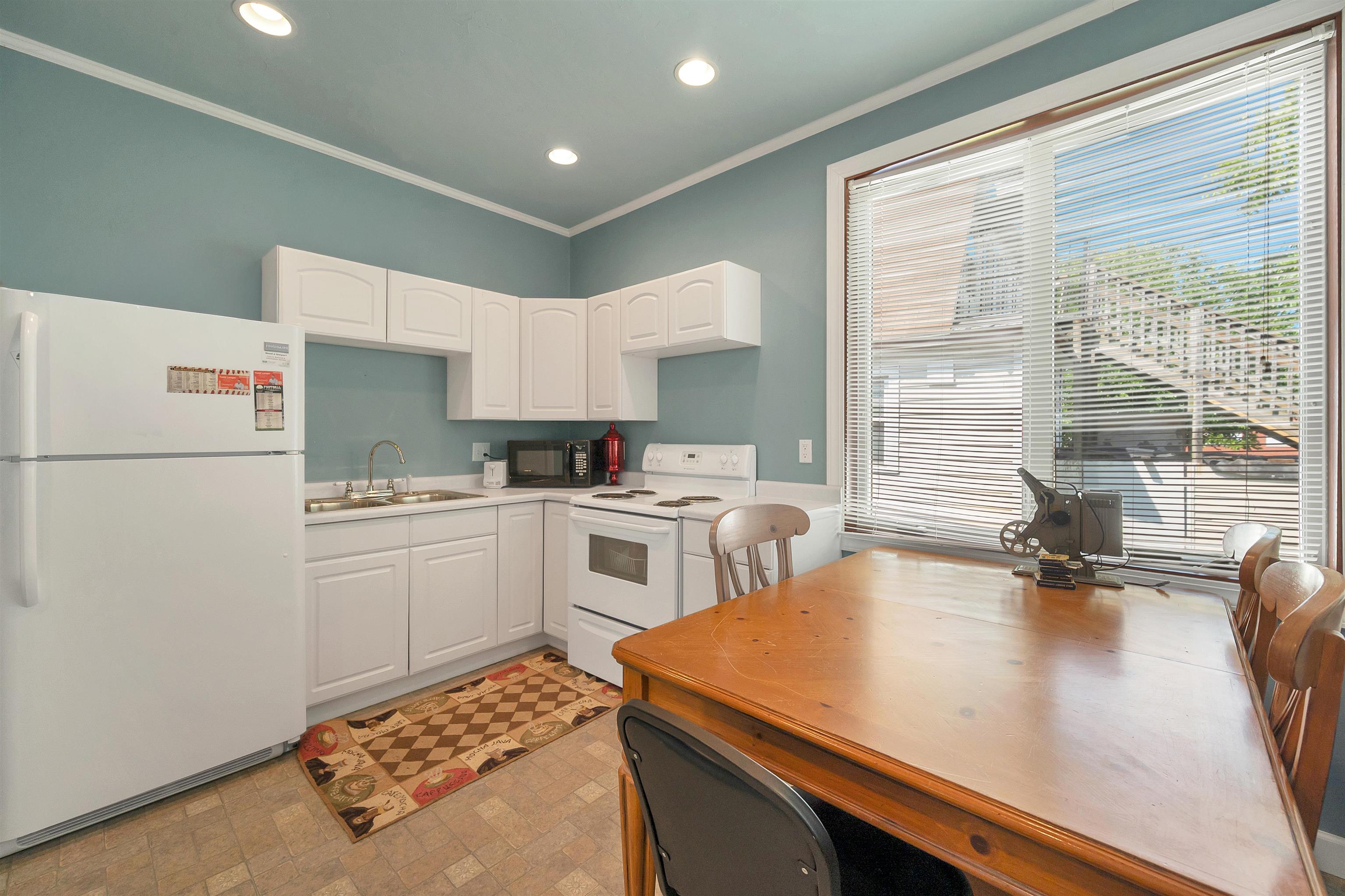 125 S Quincy St, Green Bay, WI 54301