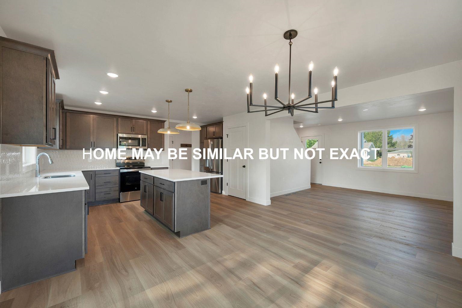 220 S Erie St, De Pere, WI 54115