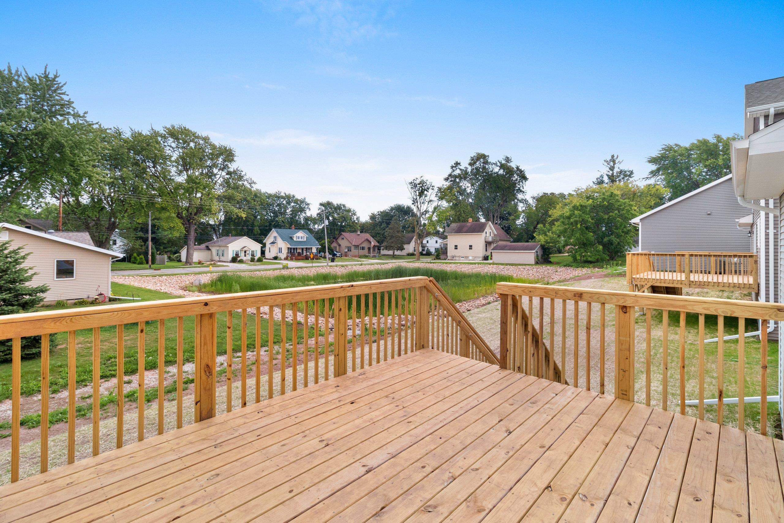 216 Fairview Ln, Chilton, WI 53014