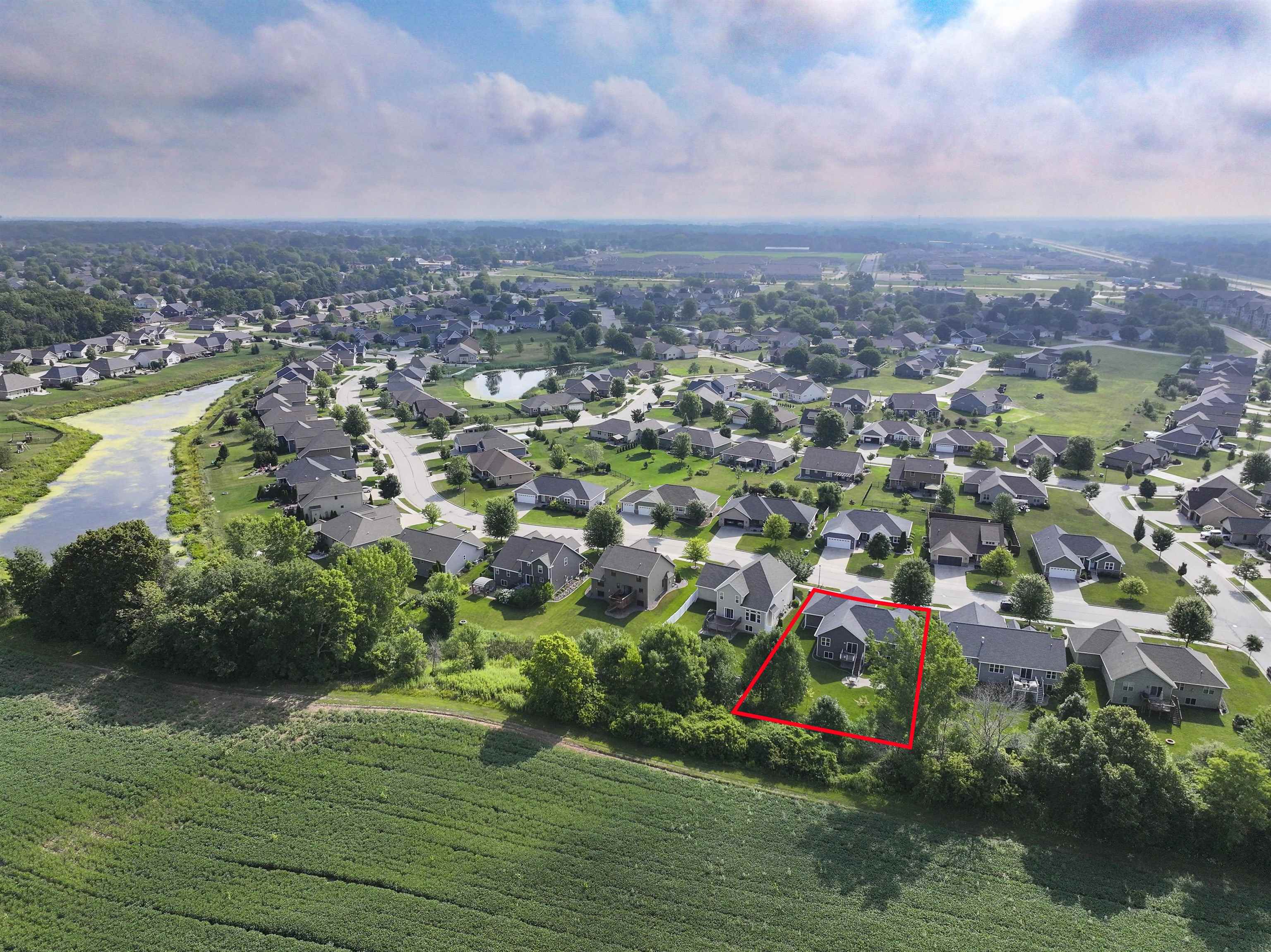 848 Lotus Trl, Menasha, WI 54952