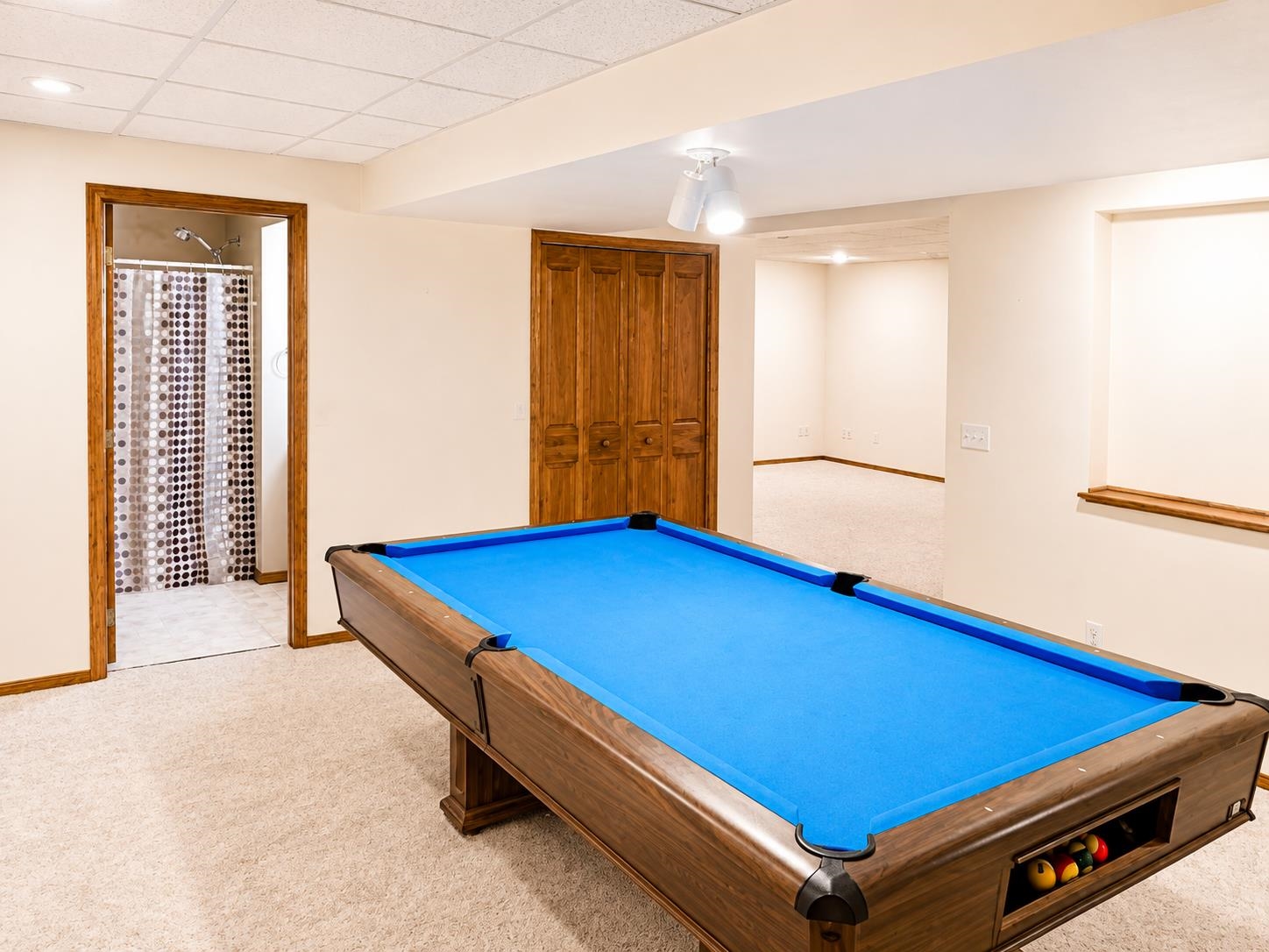 W2489 Clover Downs Ct, Appleton, WI 54915