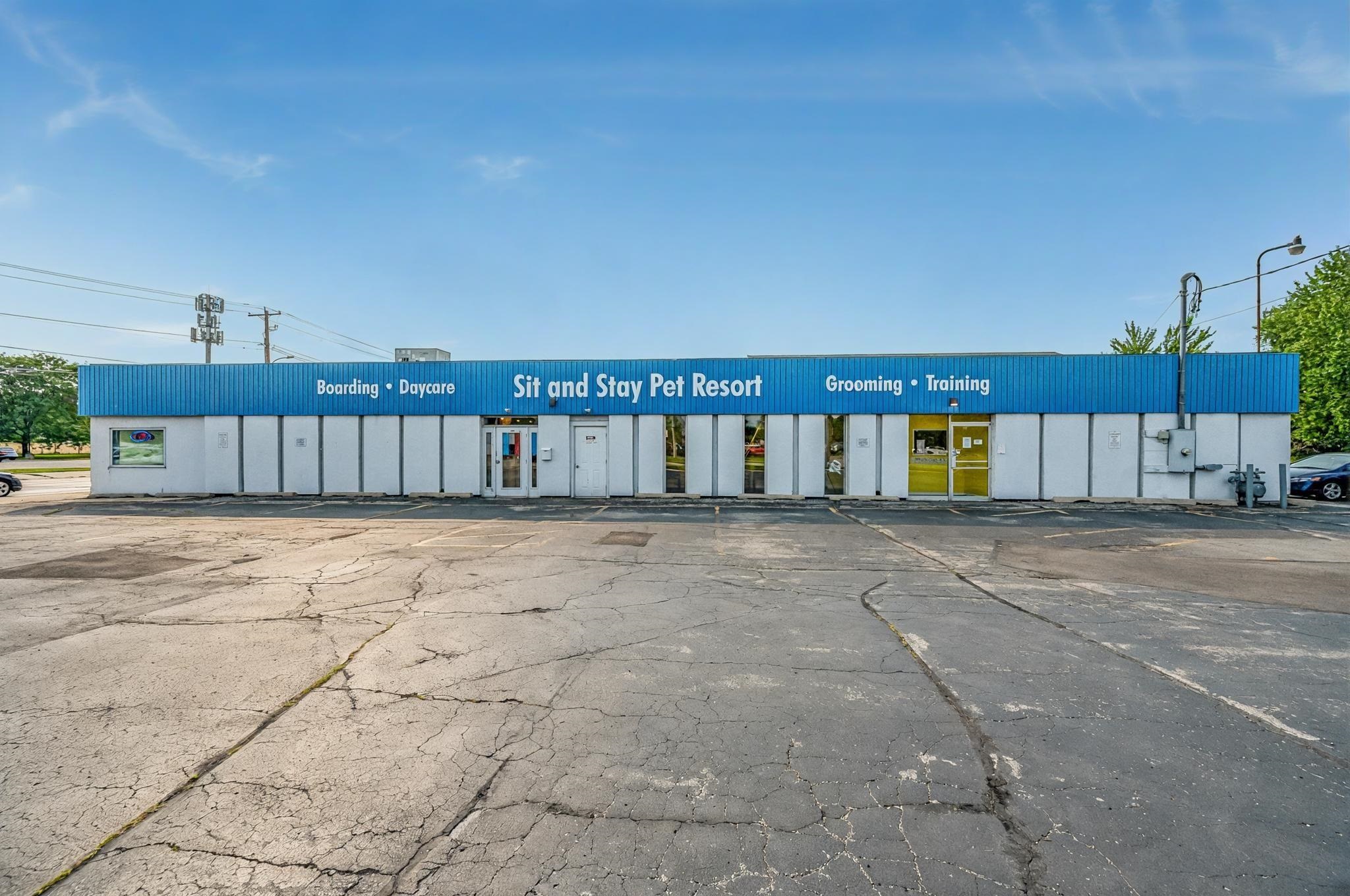 1279 E Mason St, Green Bay, WI 54301