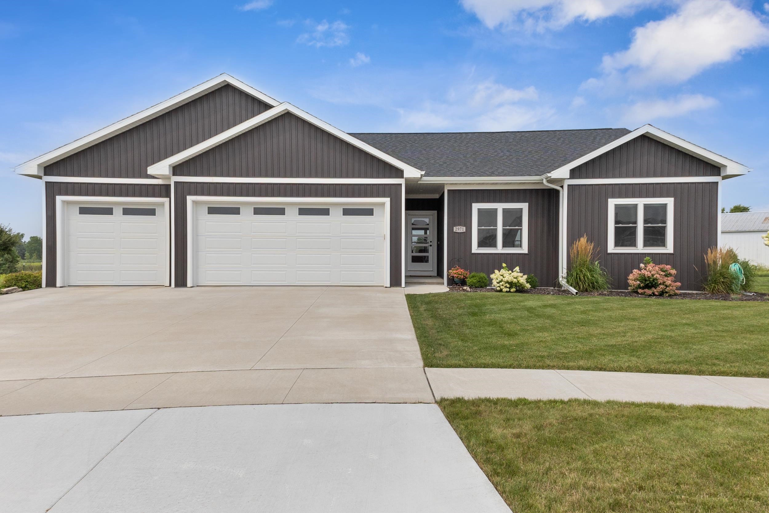 2971 S Weiler Rd, Kaukauna, WI 54130