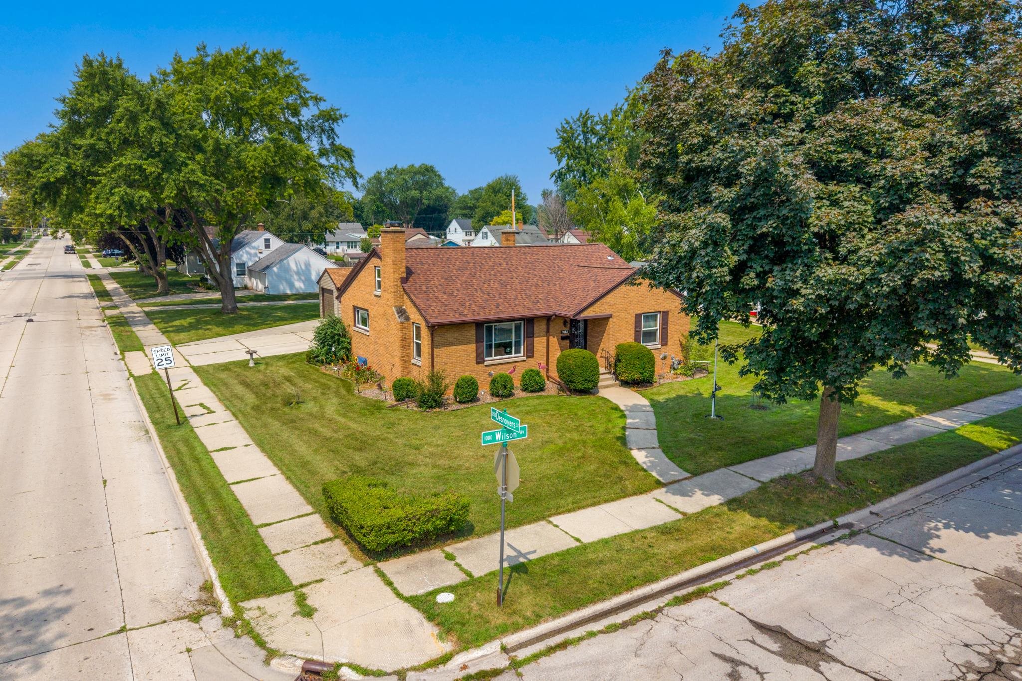 1003 Wilson Ave, Green Bay, WI 54303