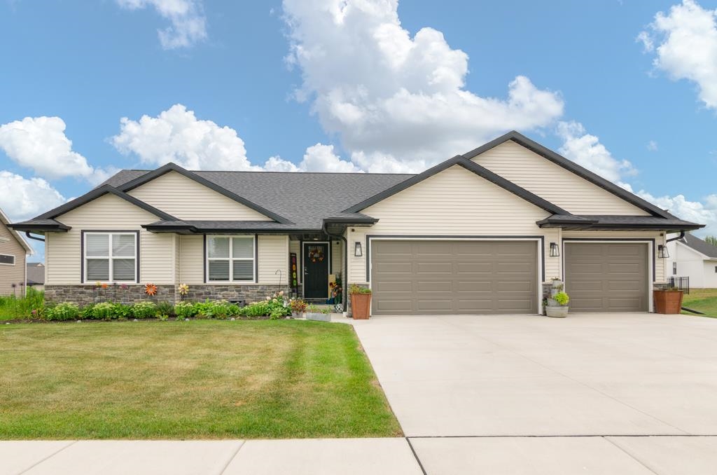 2559 Meyer Way, De Pere, WI 54115