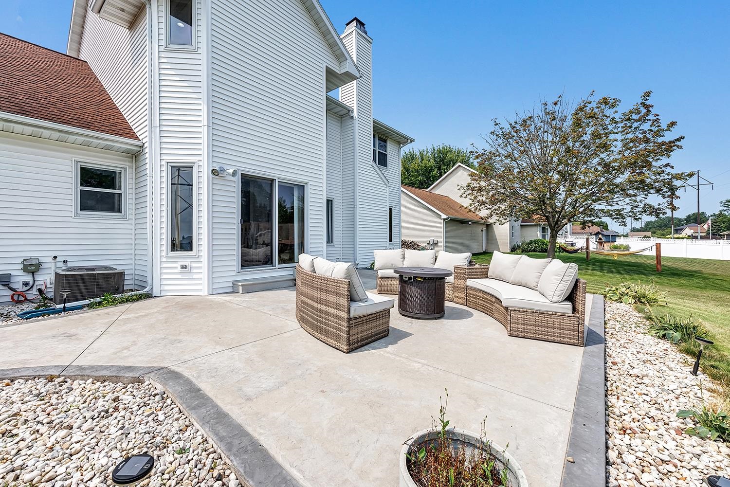 3174 Atlantis Dr, Green Bay, WI 54313