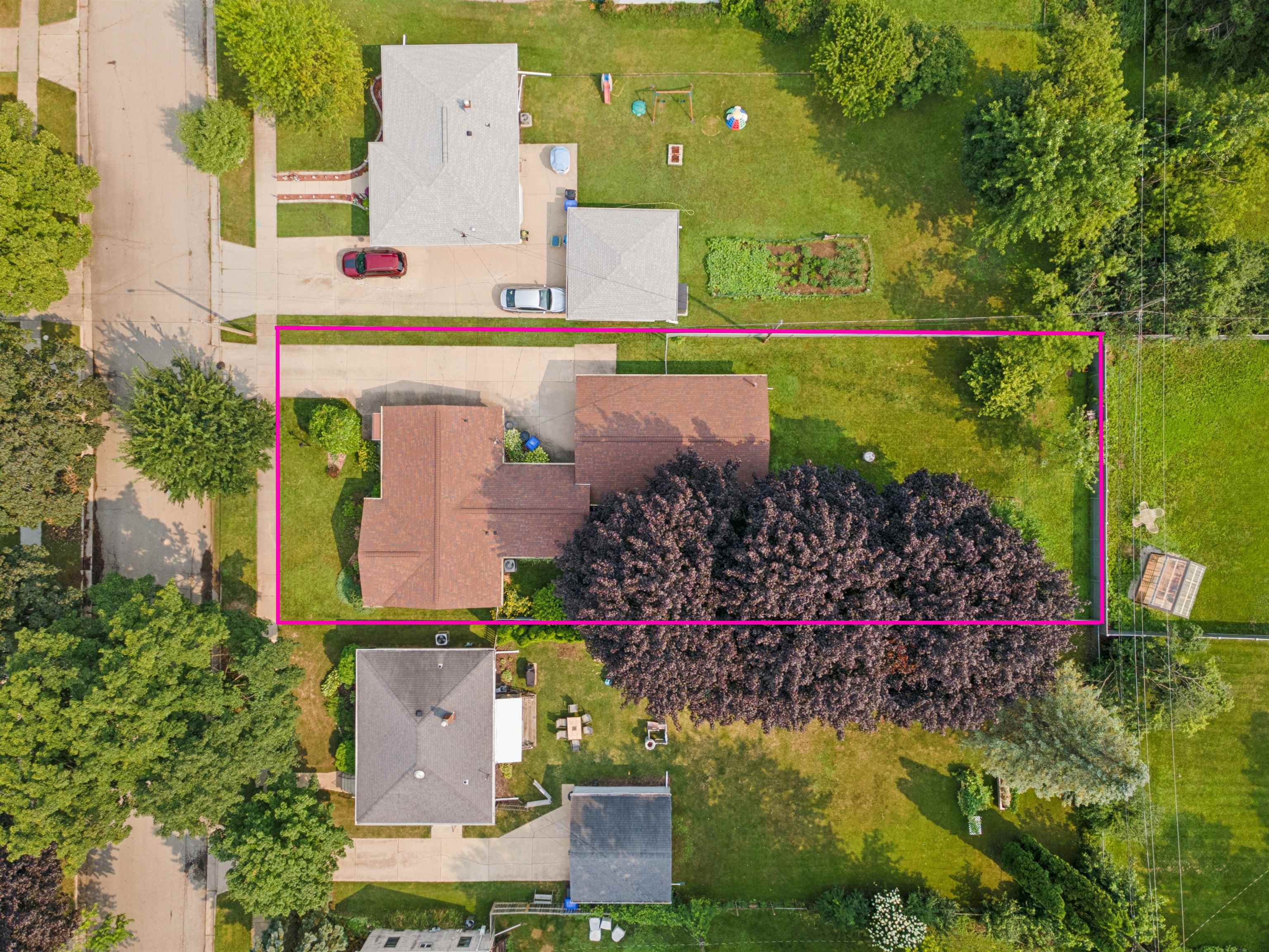 1912 S Walden Ave, Appleton, WI 54915
