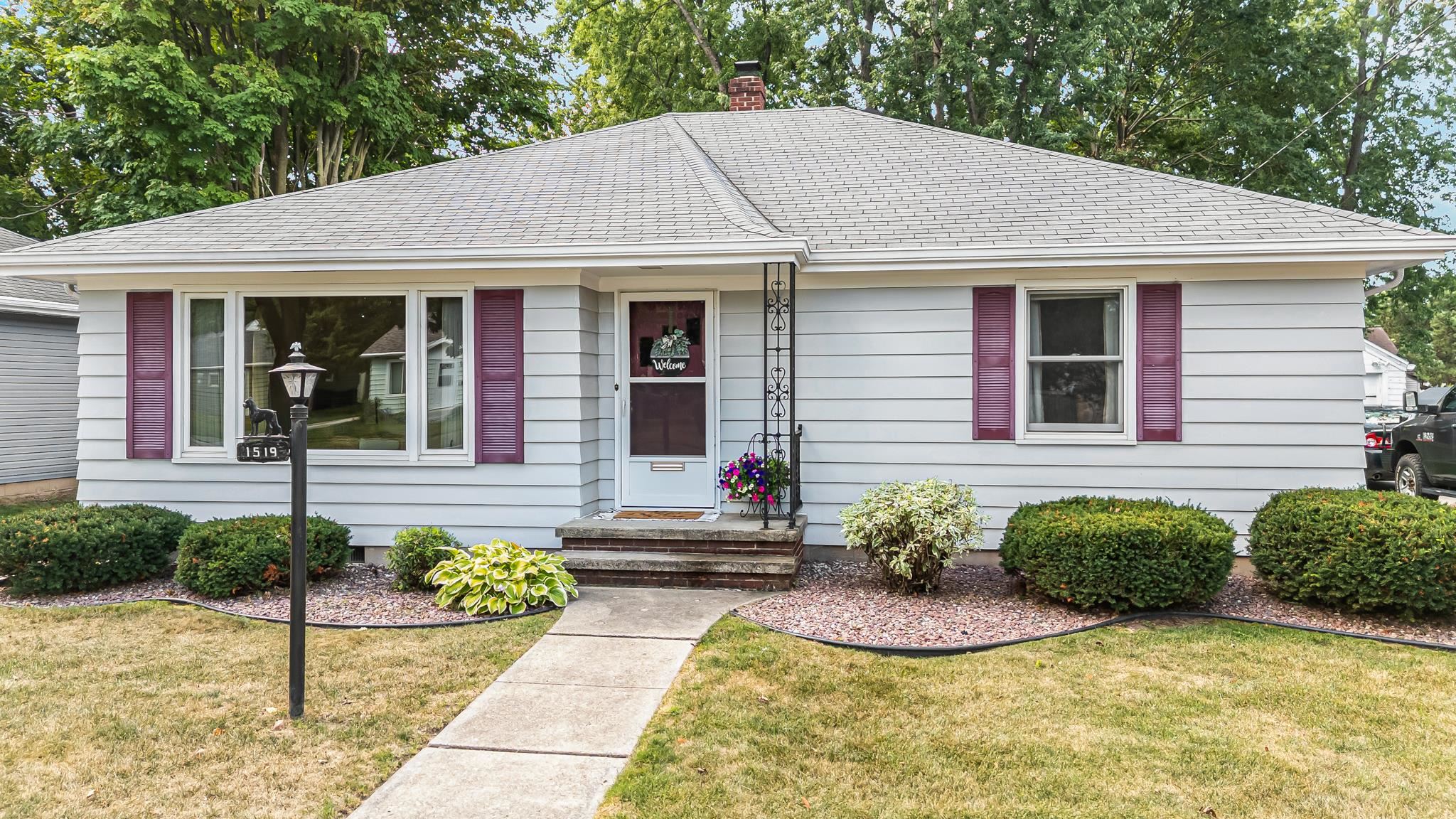 1519 W Commercial St, Appleton, WI 54914