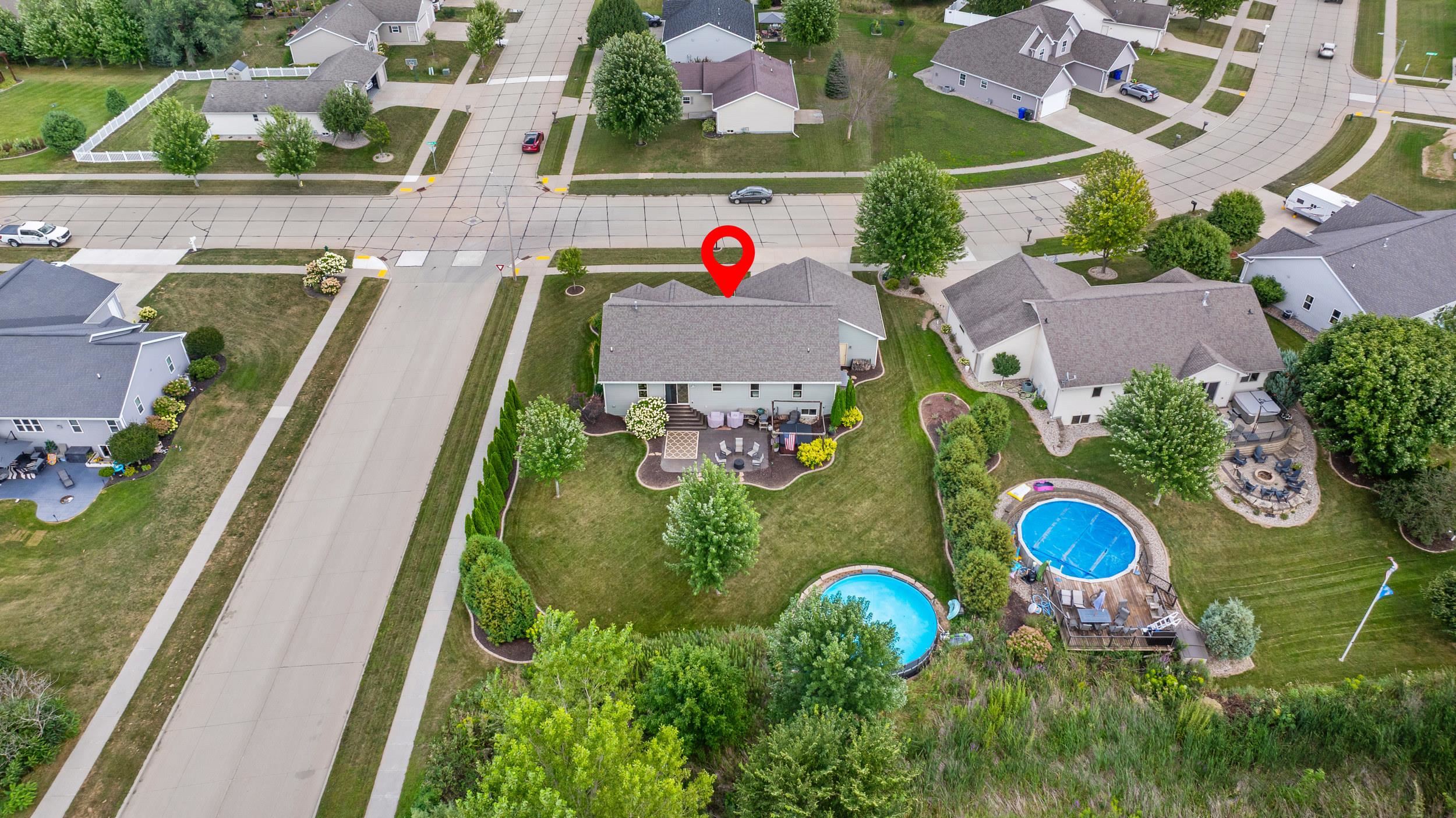 4301 Fieldcrest Dr, Kaukauna, WI 54130
