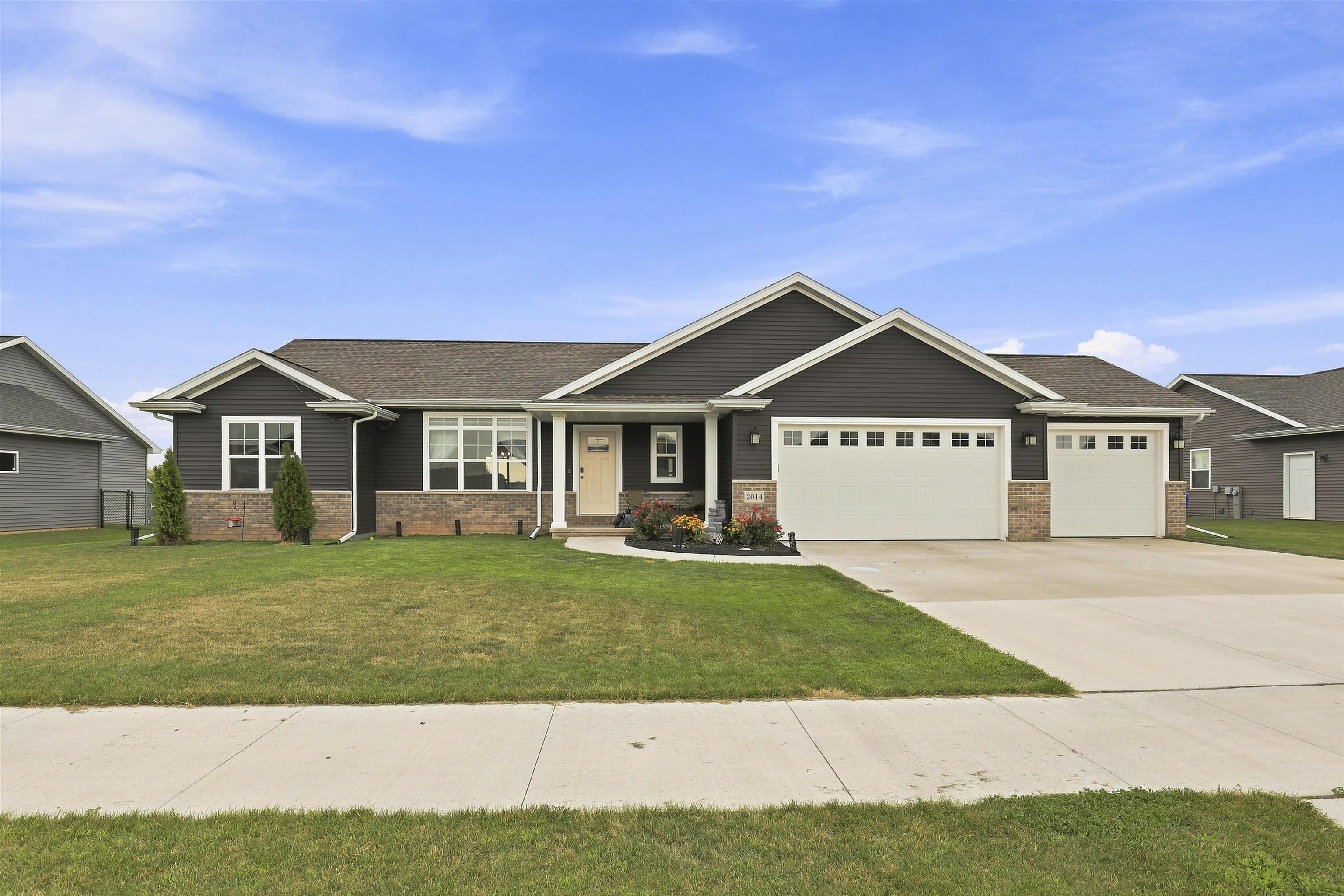 2014 Bear Paw Trl, Kaukauna, WI 54130