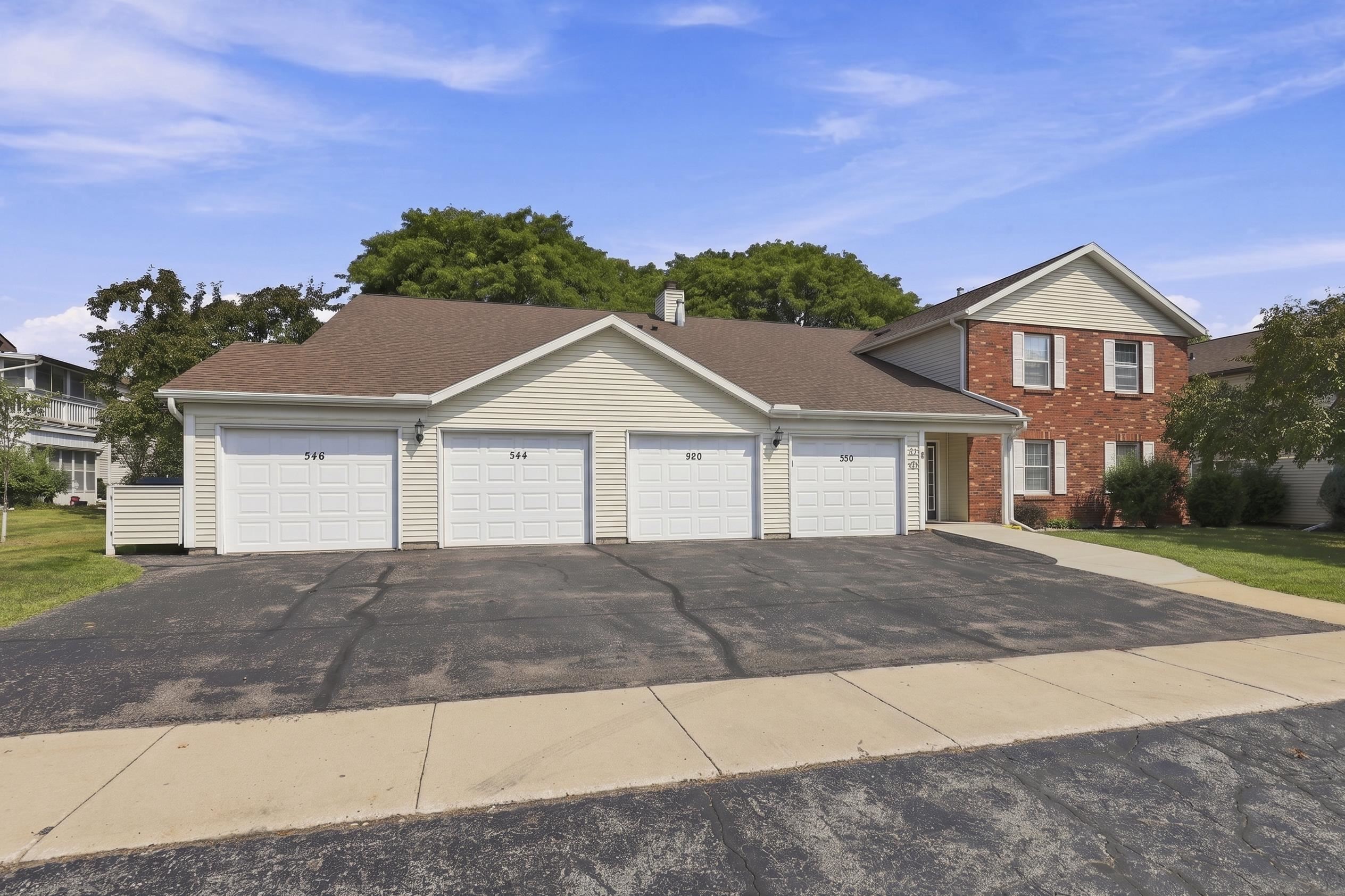 544 W Smith Ave, Oshkosh, WI 54901
