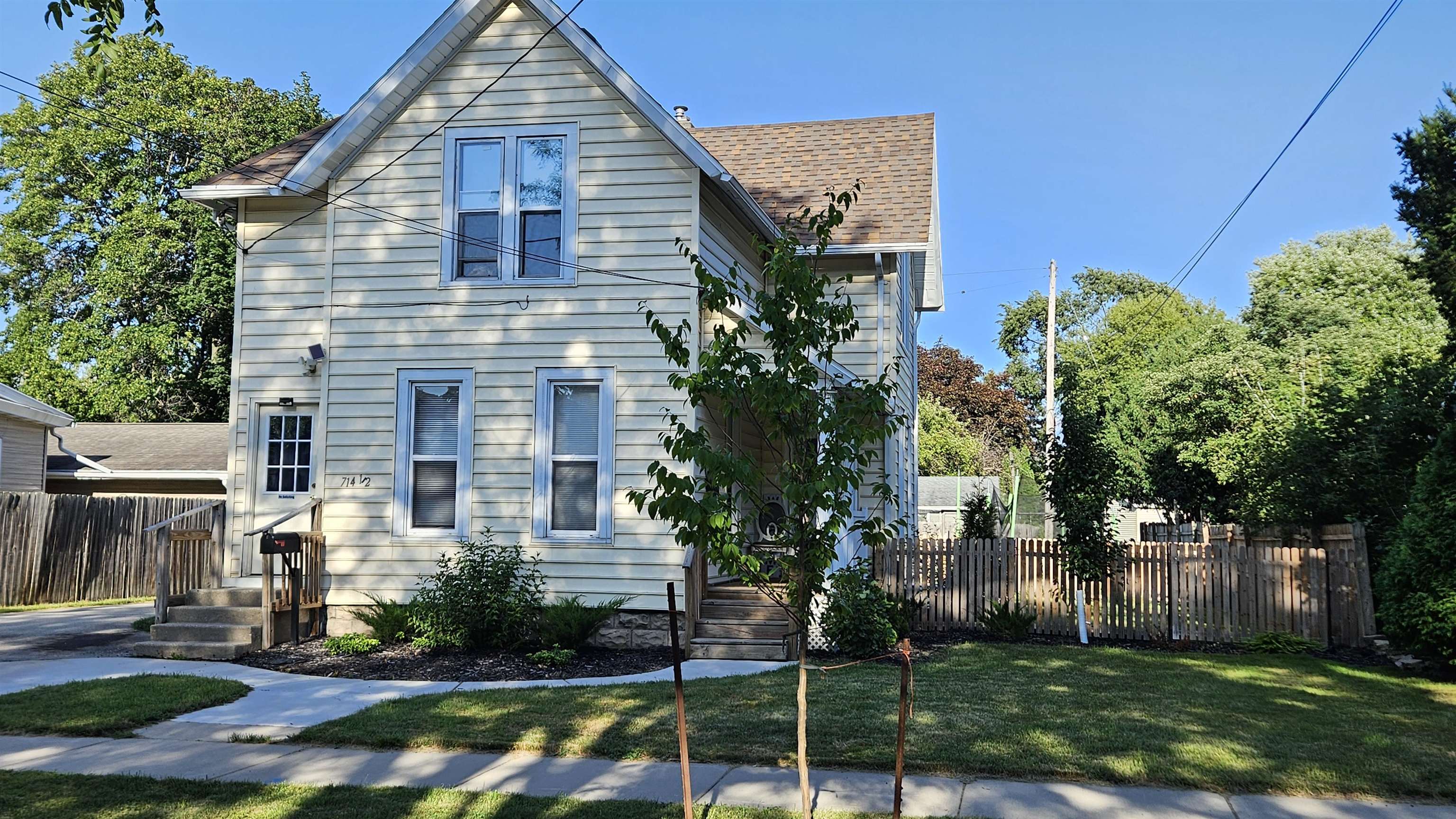 714 N Durkee St, Appleton, WI 54911