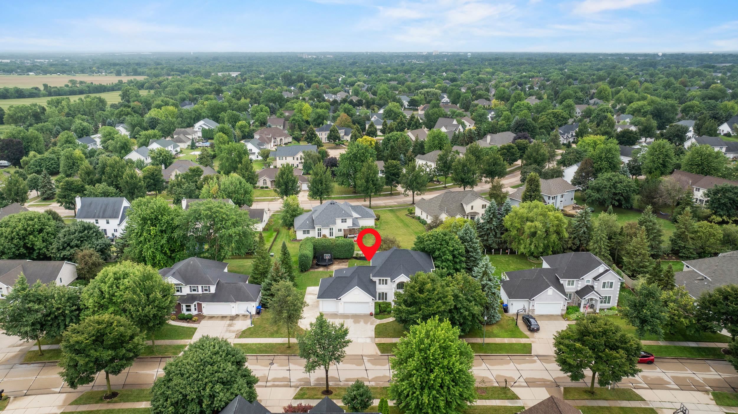 601 E Carrington Ln, Appleton, WI 54913