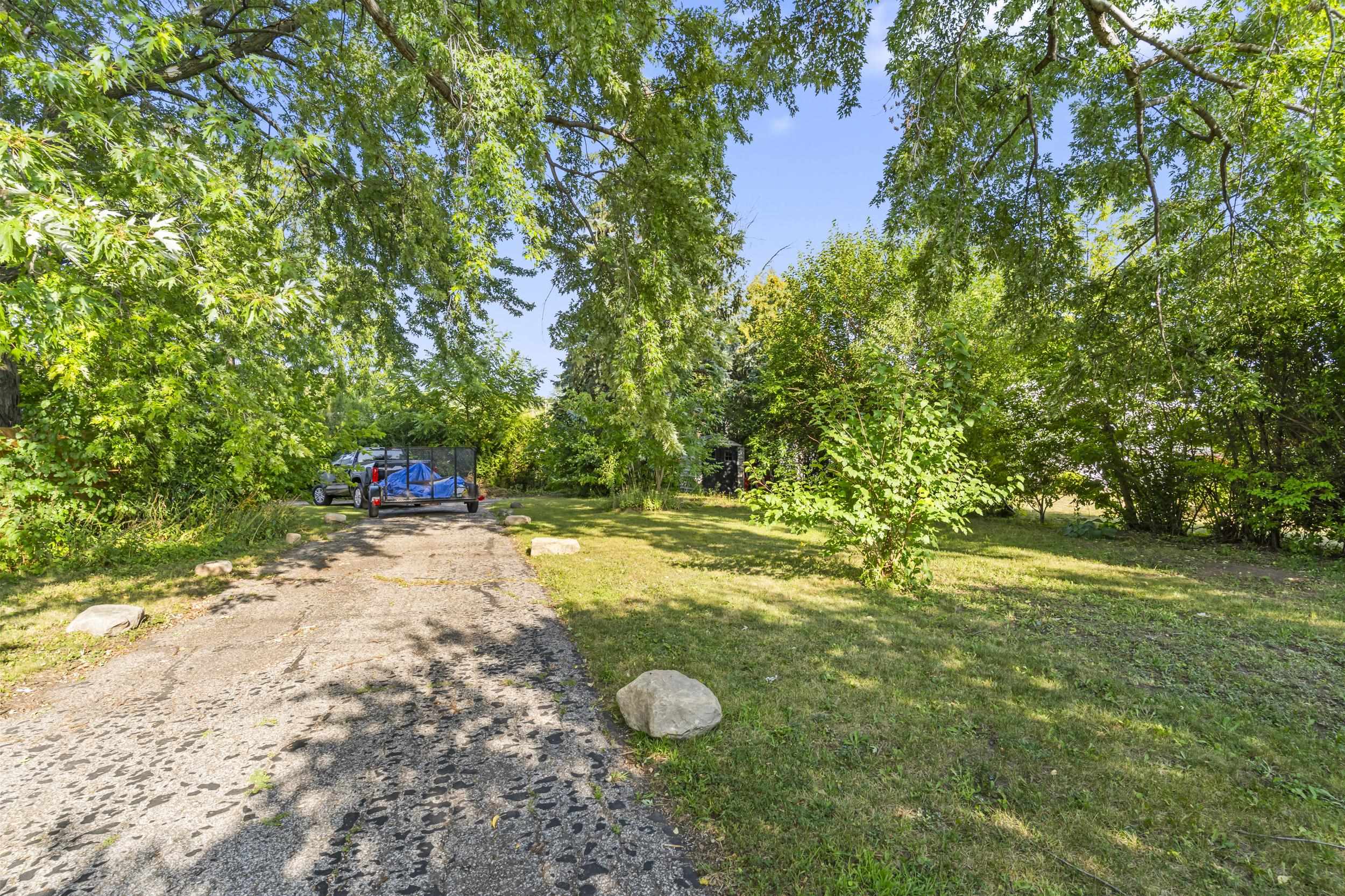 1219 Witzel Ave, Oshkosh, WI 54902