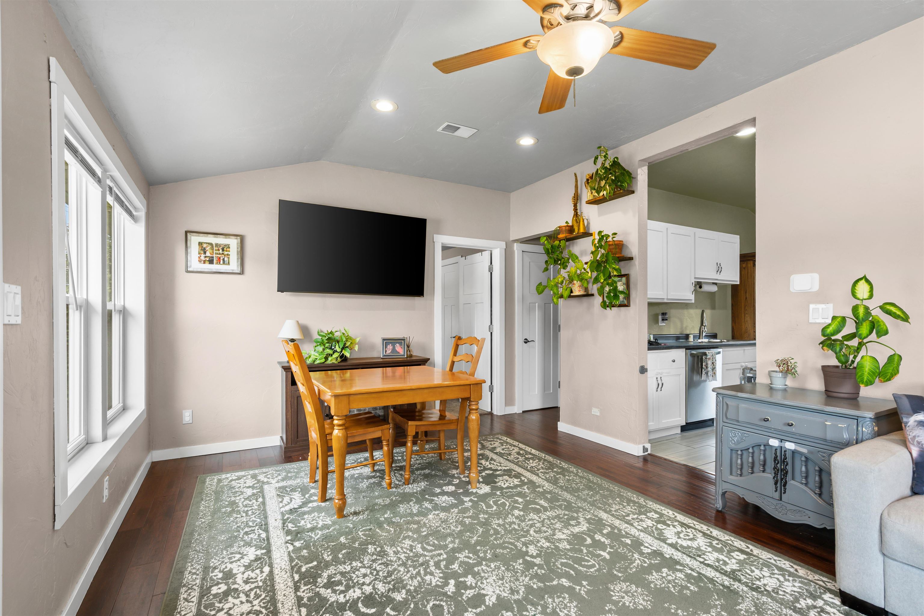 616 Meade St, Kaukauna, WI 54130-1154