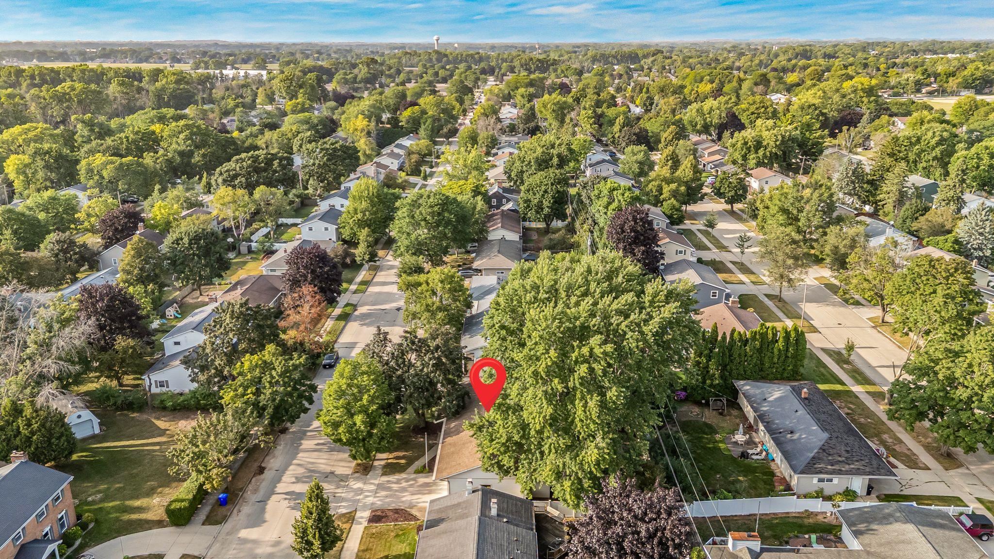 1708 N Linwood Ave, Appleton, WI 54914