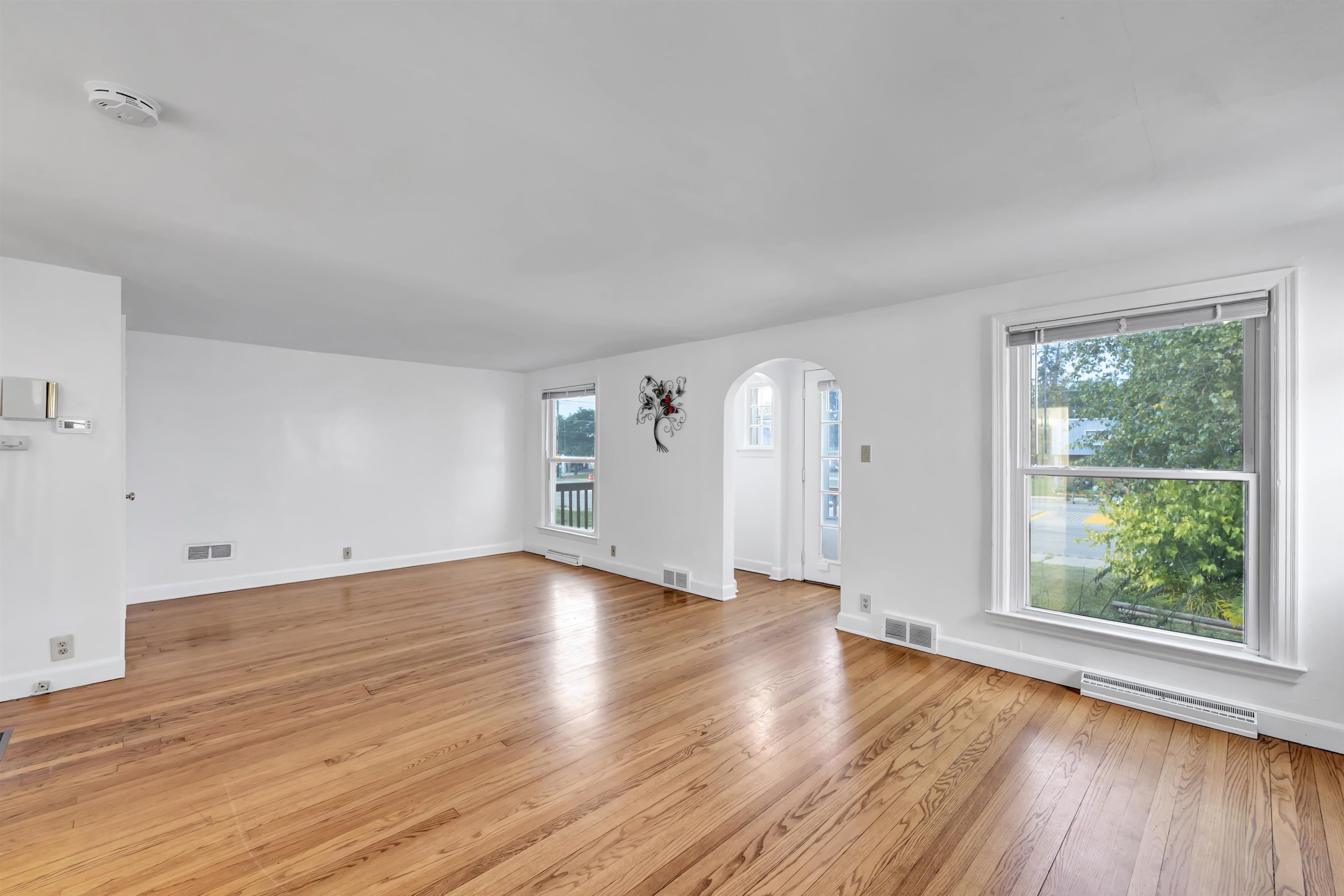 1827 W Wisconsin Ave, Appleton, WI 54914
