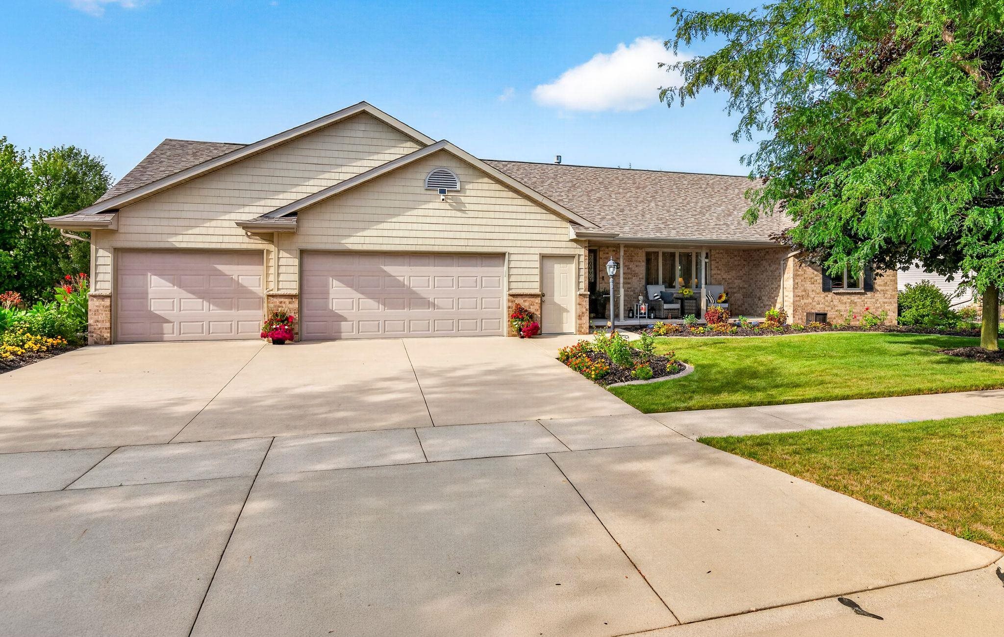 2624 E Sundance Dr, Appleton, WI 54913