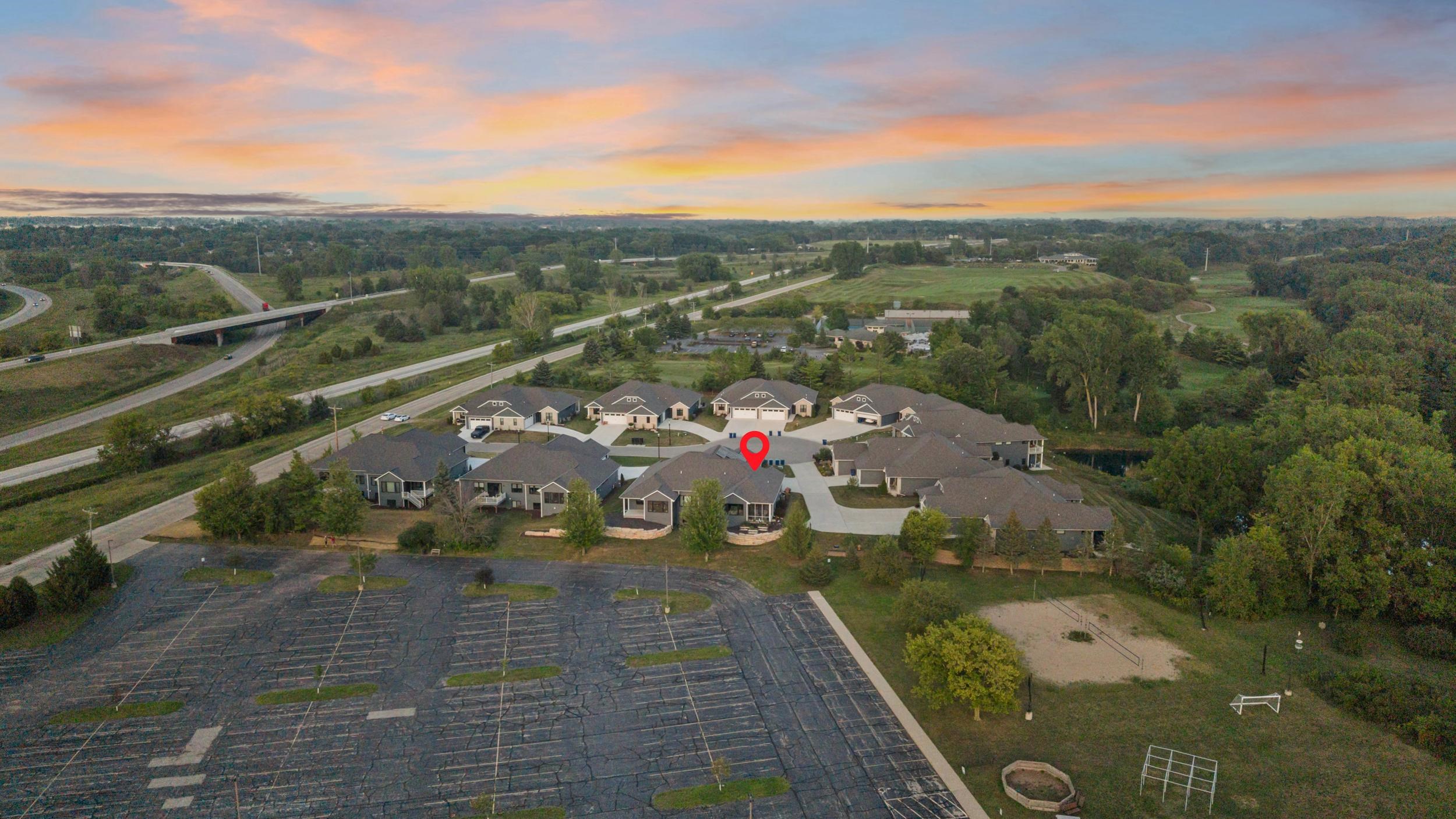 2742 Castaway Ct, Green Bay, WI 54311