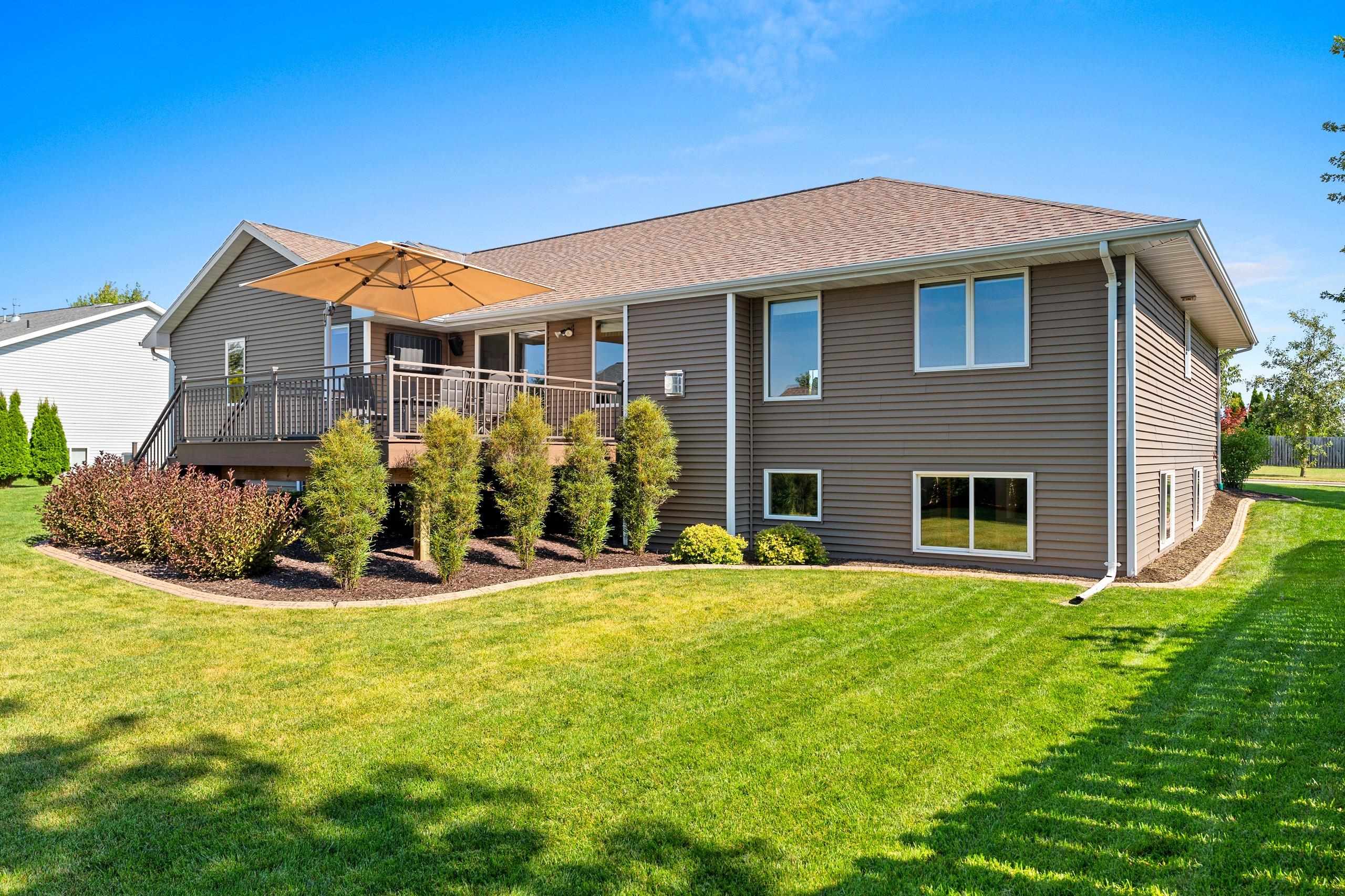 3708 Hoosier Way, New Franken, WI 54229-9821