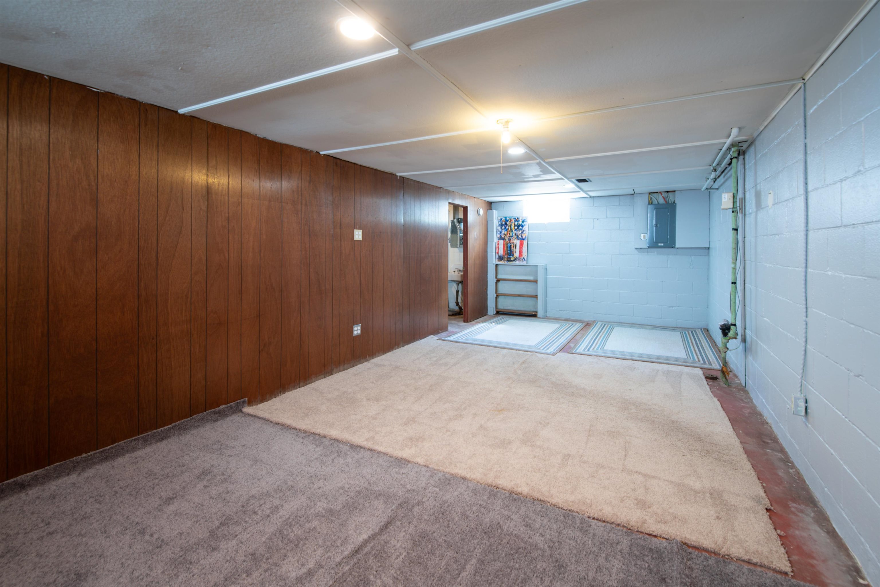 1642 Sheridan St, Oshkosh, WI 54901