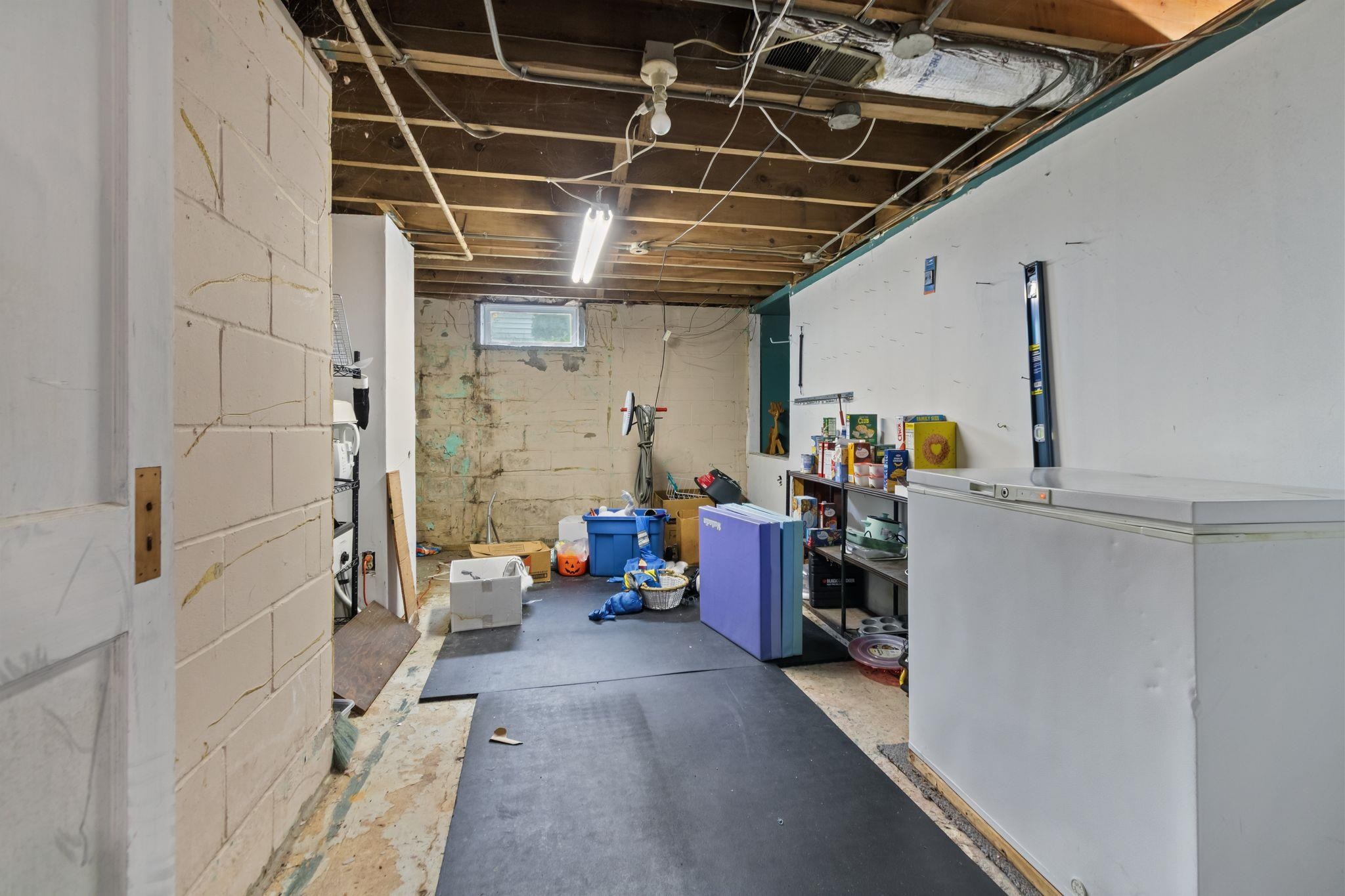 1727 W Wisconsin Ave, Appleton, WI 54914-3255