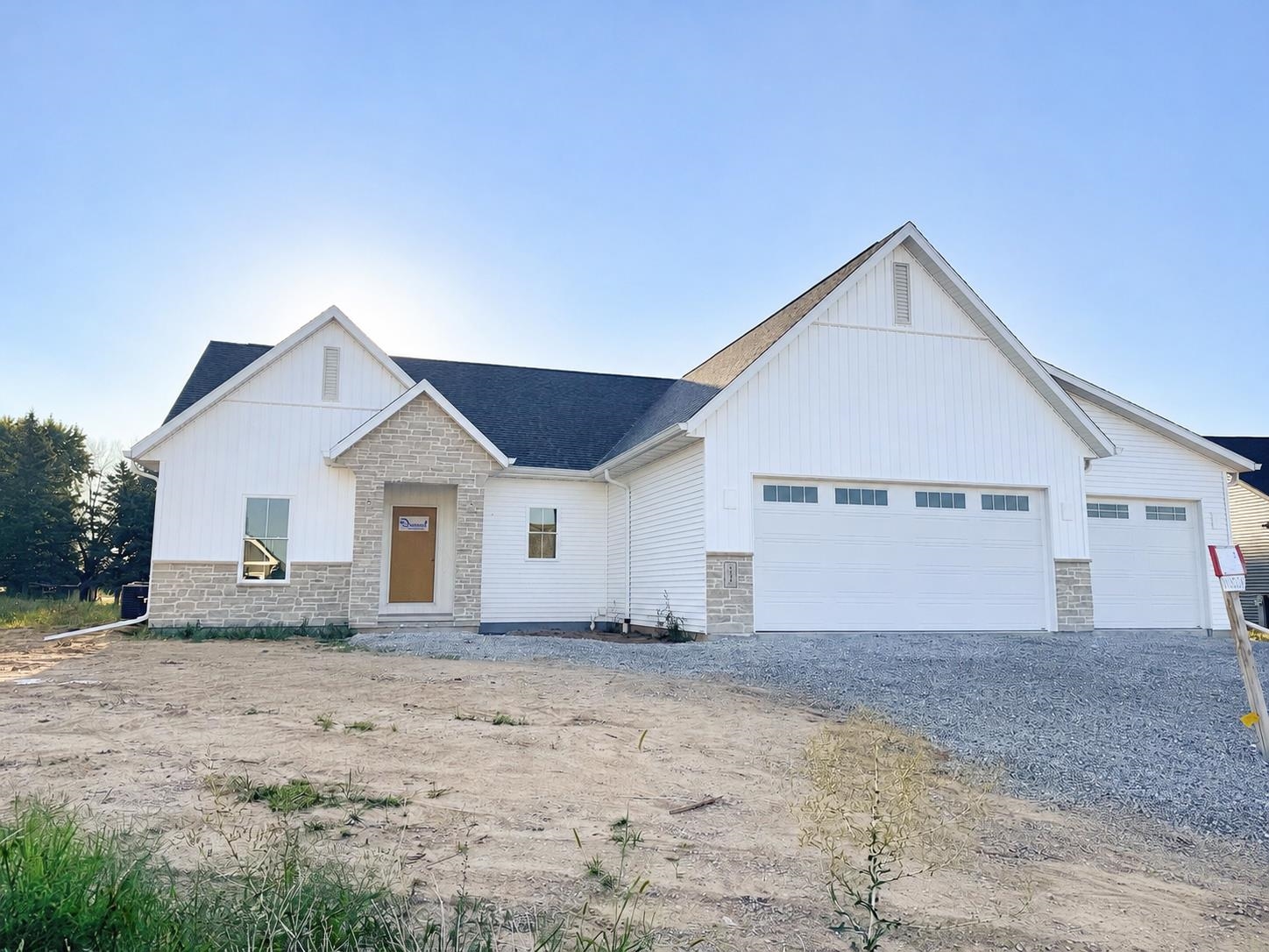 N8844 Galway Ln, Menasha, WI 54952