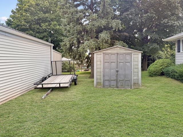 1003 Meadow Ln, Neenah, WI 54956