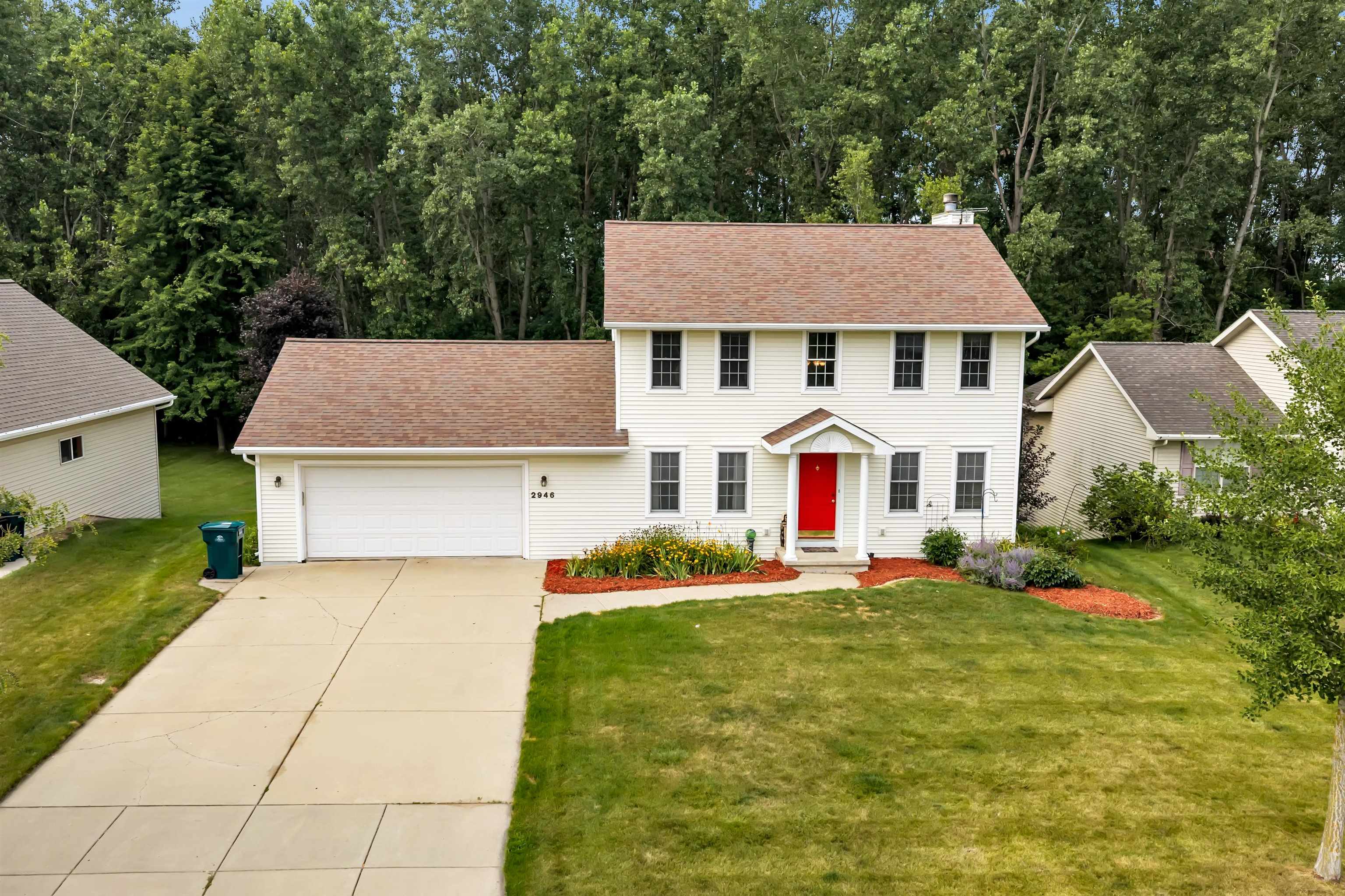 2946 Copper Mountain Ct, Howard, WI 54313