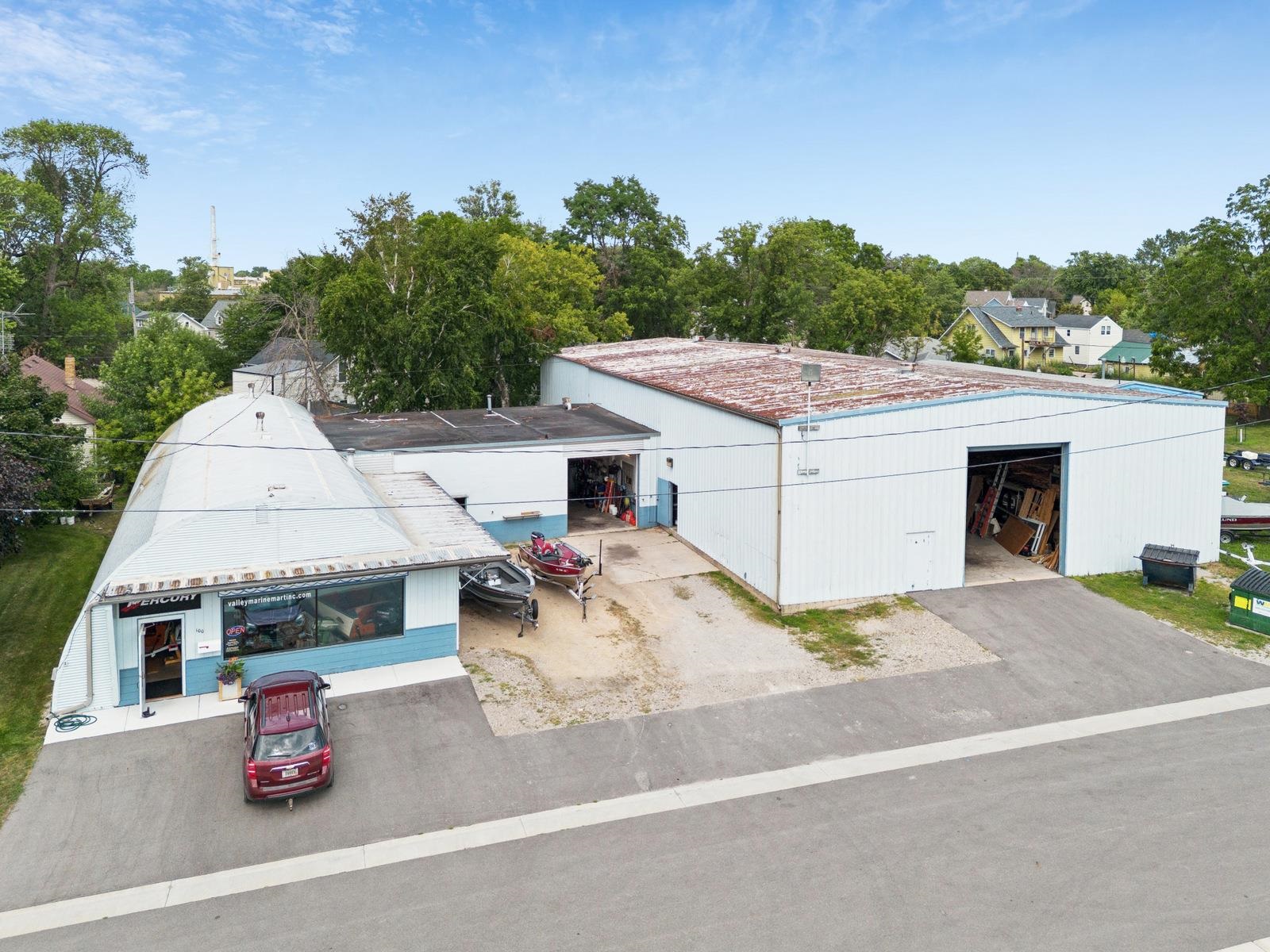 100 Water St, Menasha, WI 54952