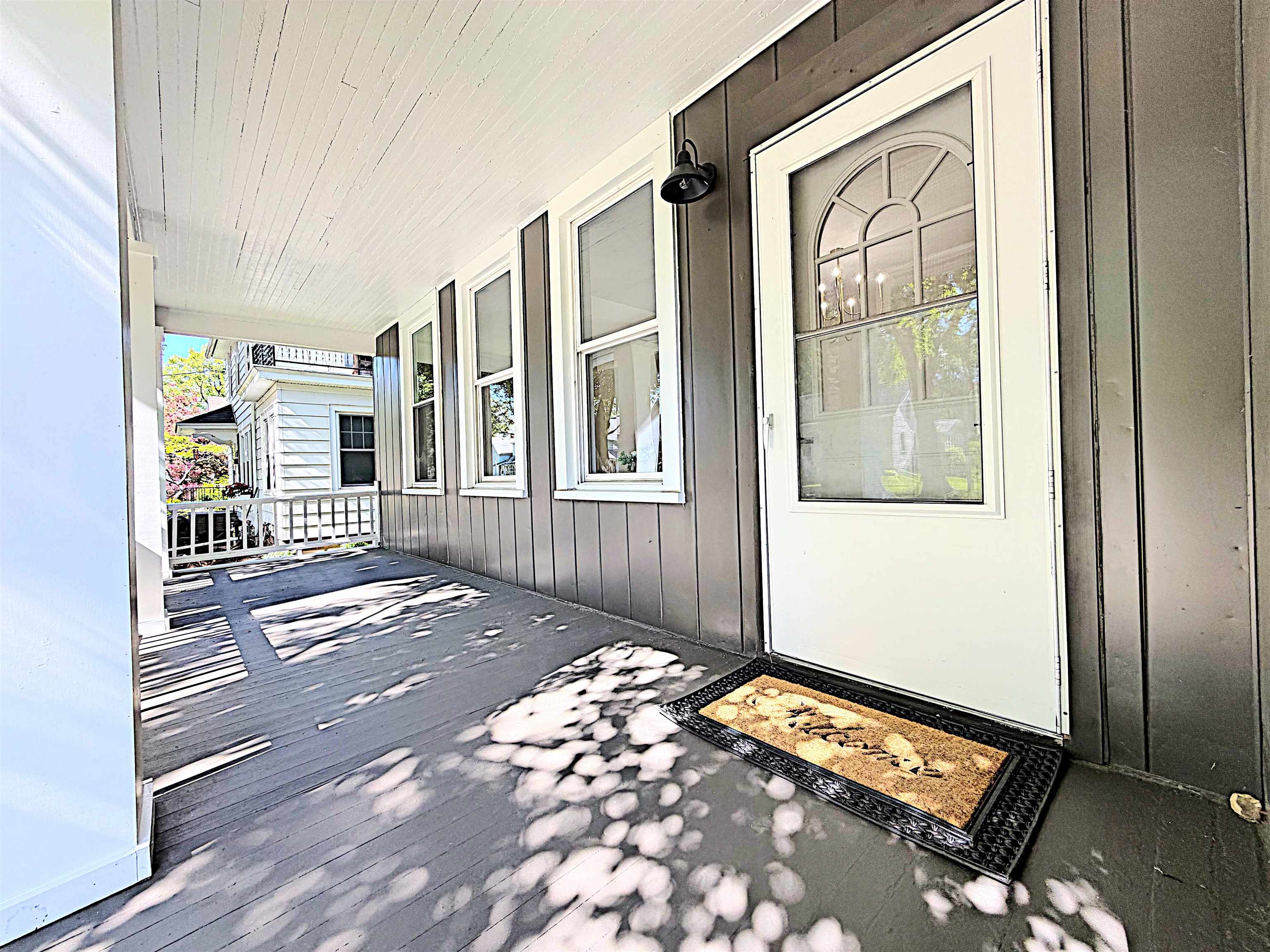 1730 N Oneida St, Appleton, WI 54911