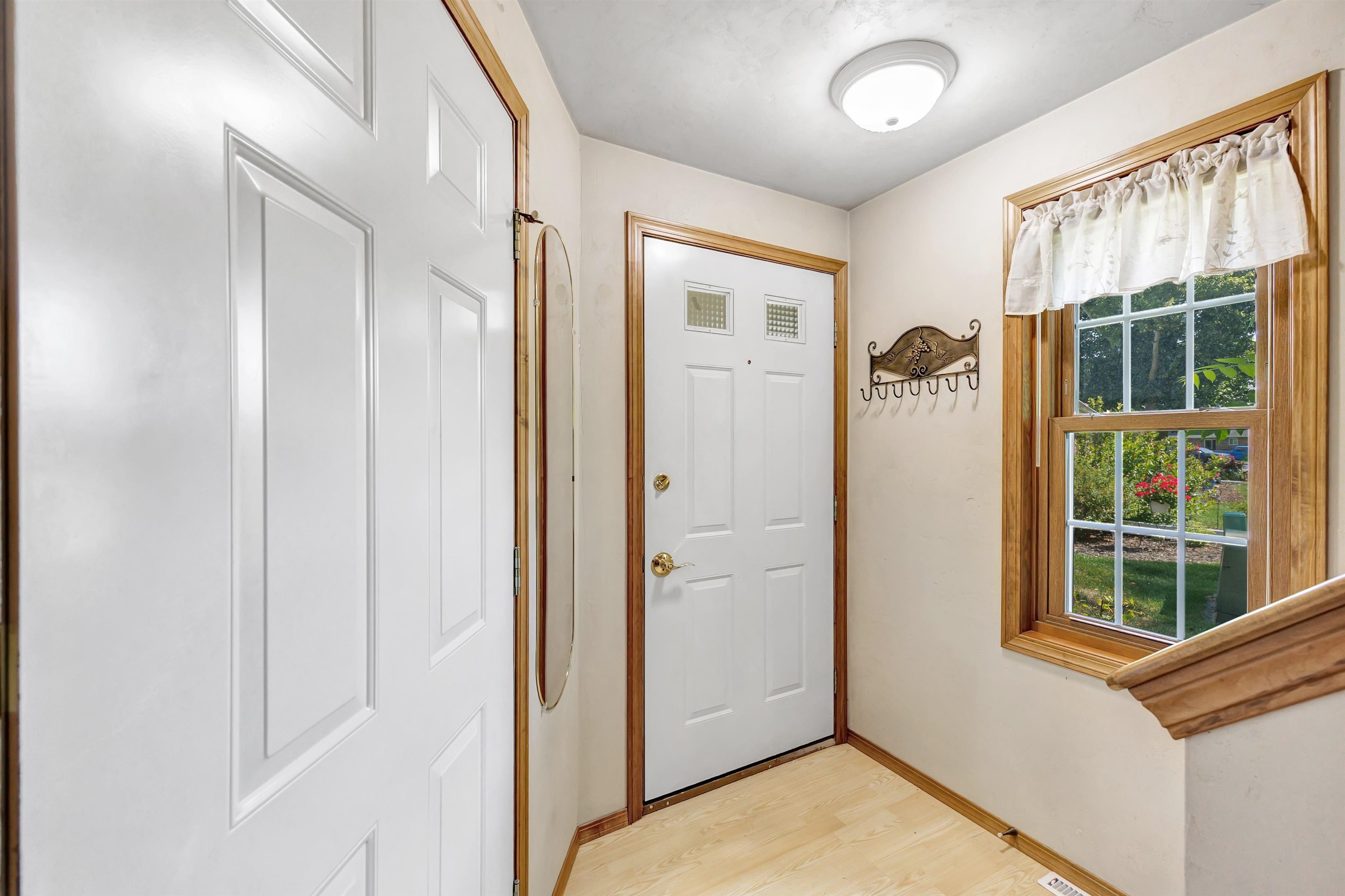 2567 Telluride Trl, Green Bay, WI 54313