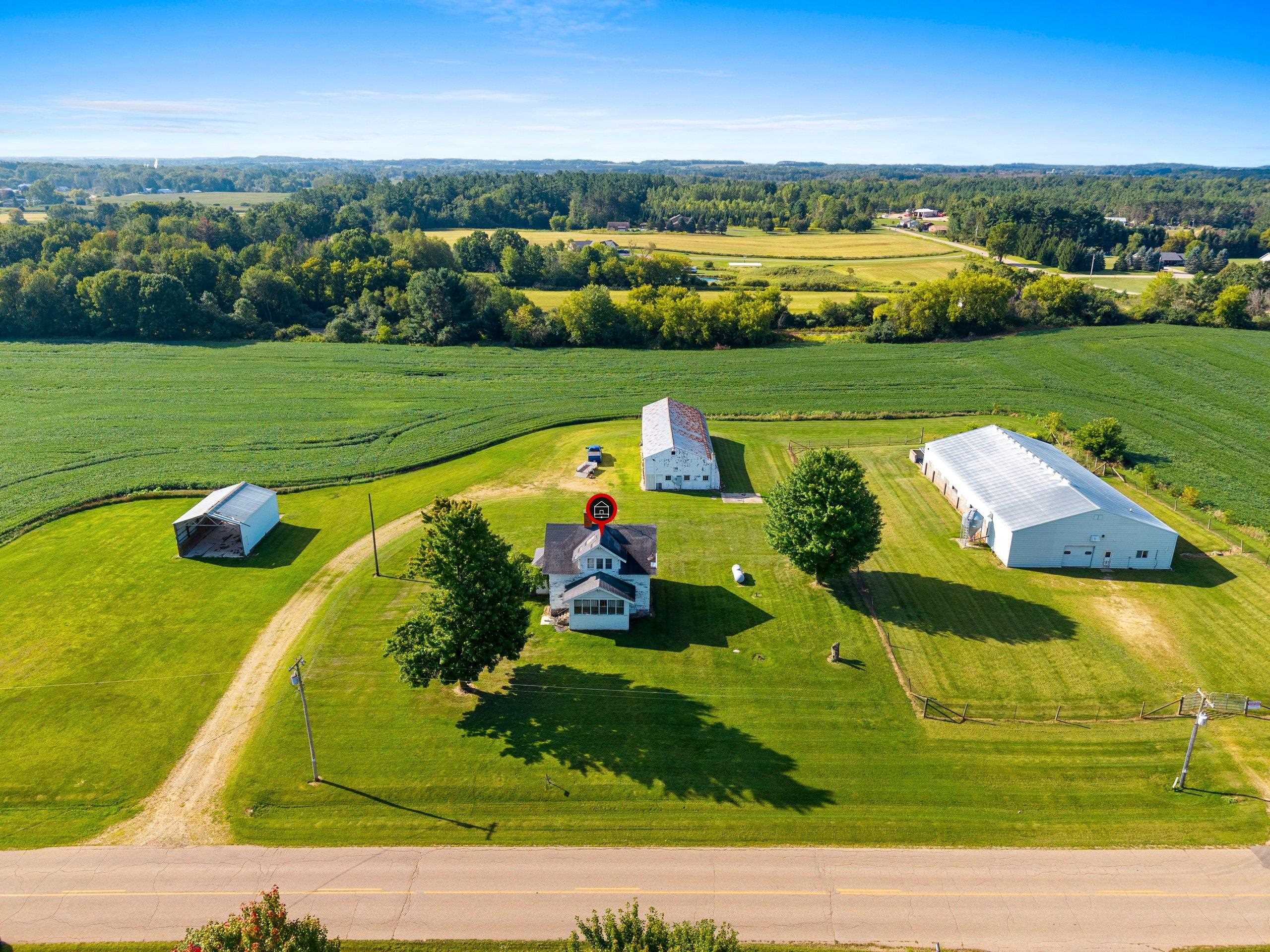 W7871 Oak Ave, Shawano, WI 54166