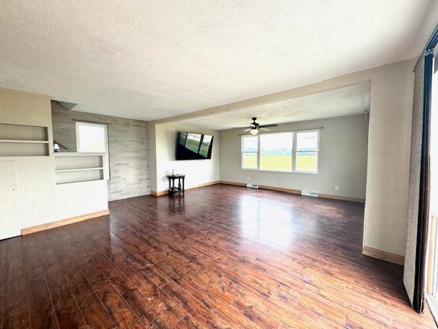 N8653 Grandy Rd, Black Creek, WI 54106