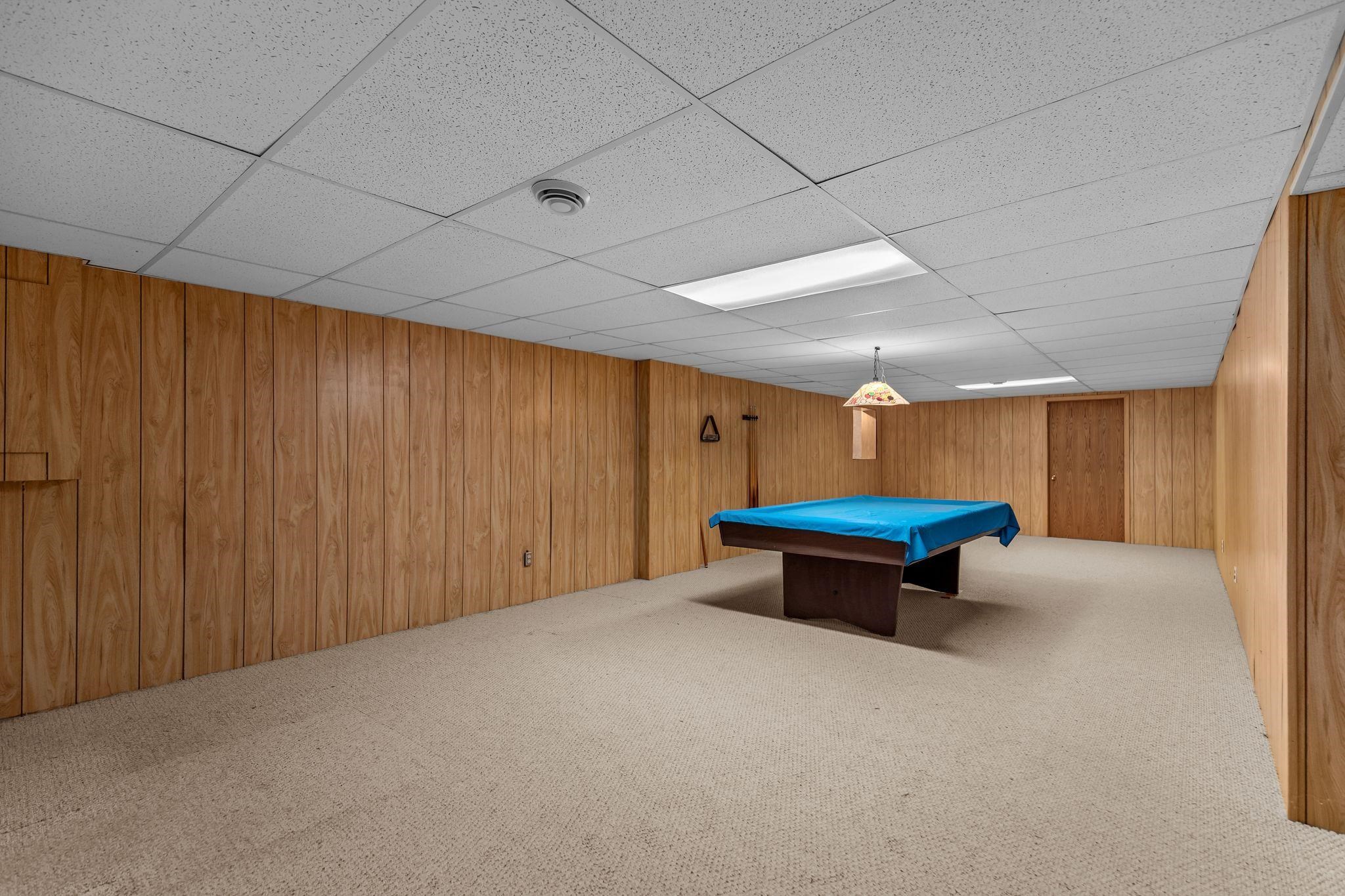 1145 Shaggy Bark Dr, Neenah, WI 54956