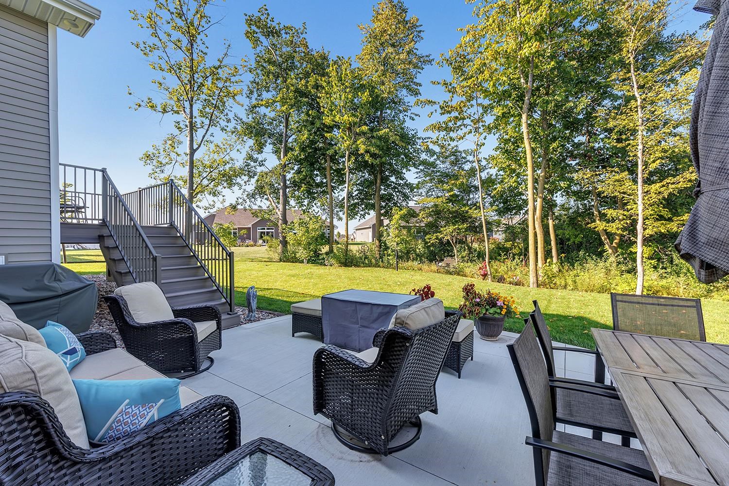 3220 Eclipse Dr, Green Bay, WI 54311