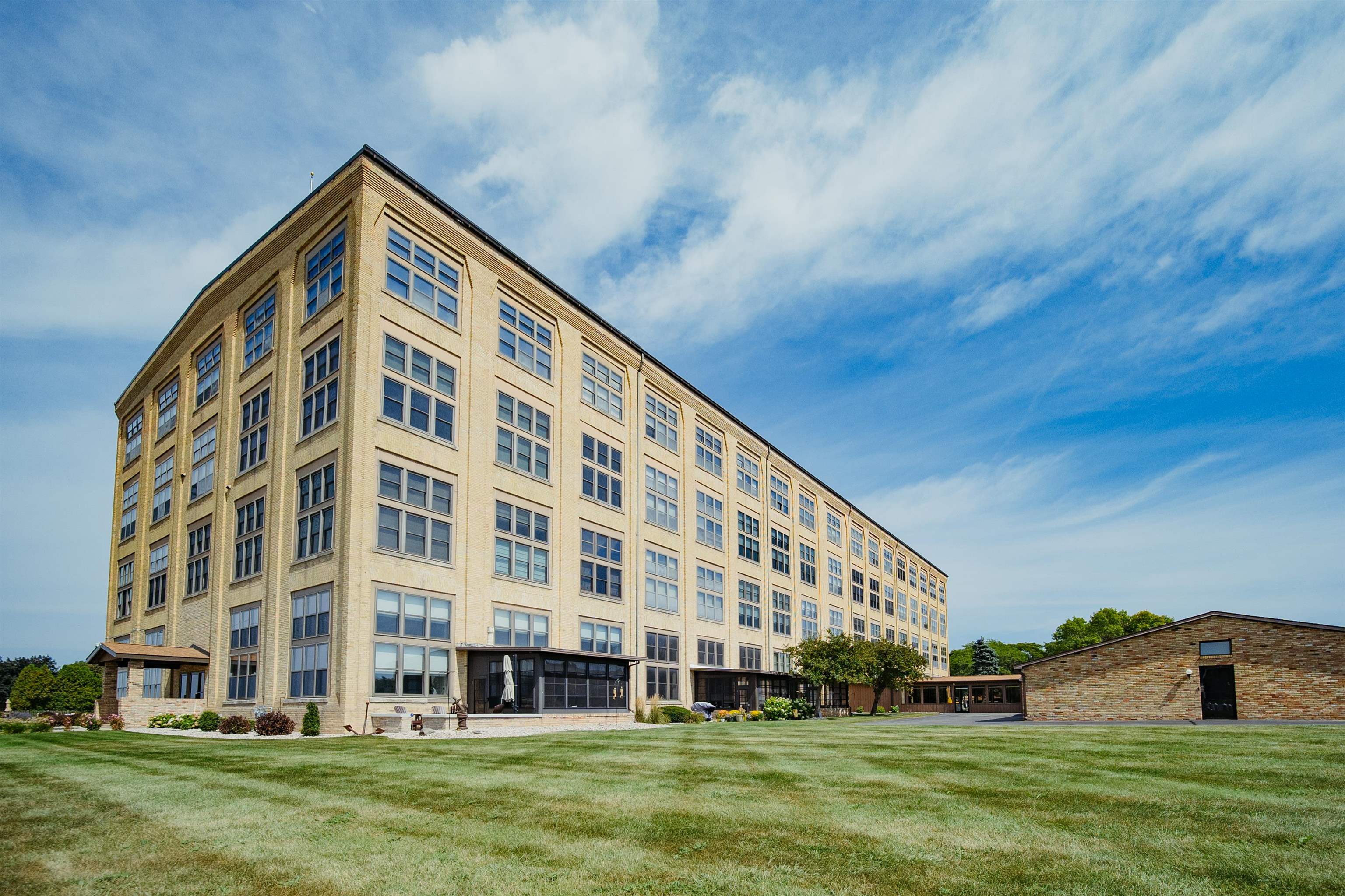 1545 Arboretum Dr #310, Oshkosh, WI 54901