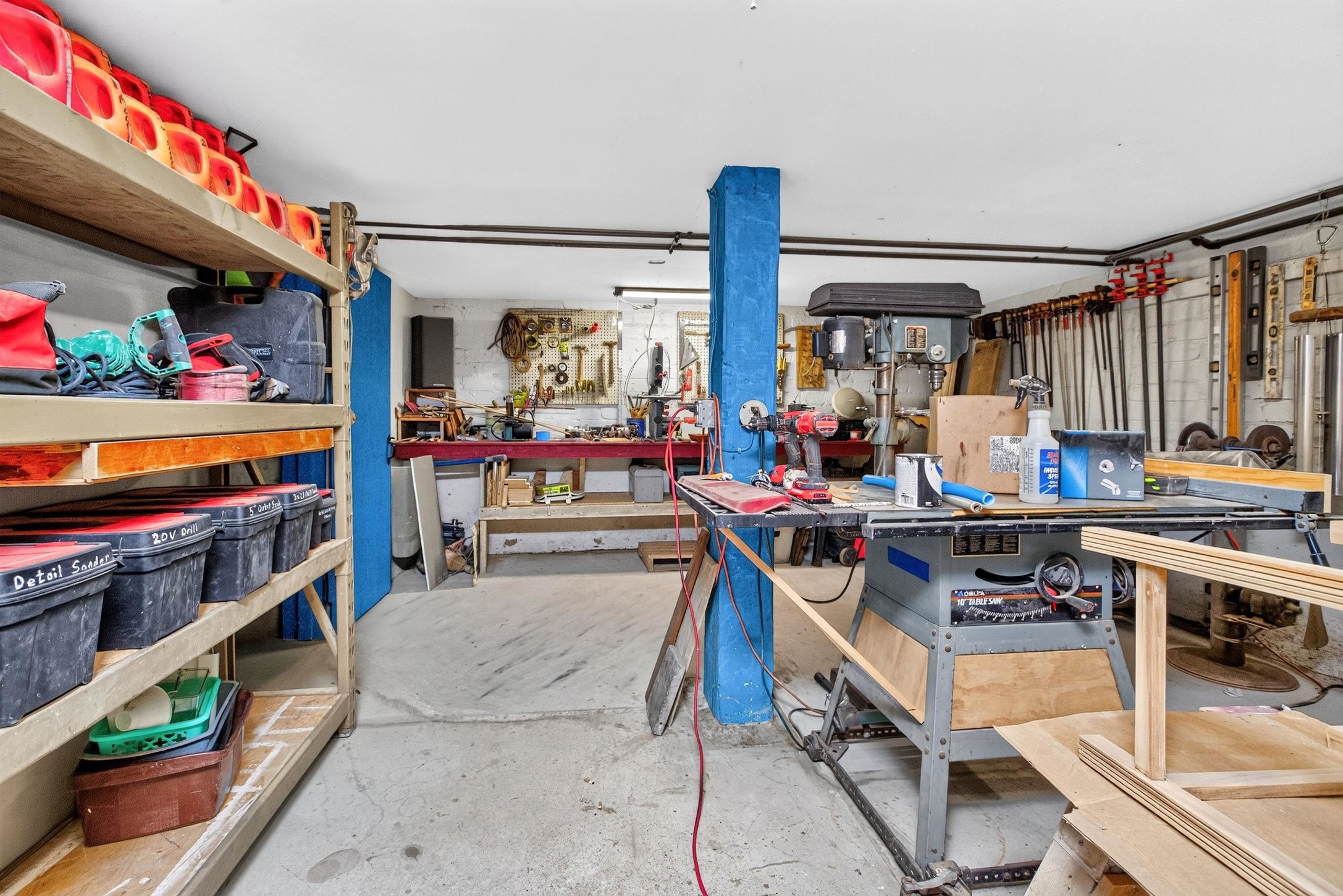 330 E Irving Ave, Oshkosh, WI 54901
