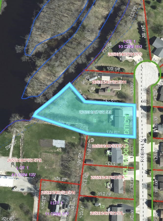 108 Robin Ln, Oconto, WI 54153