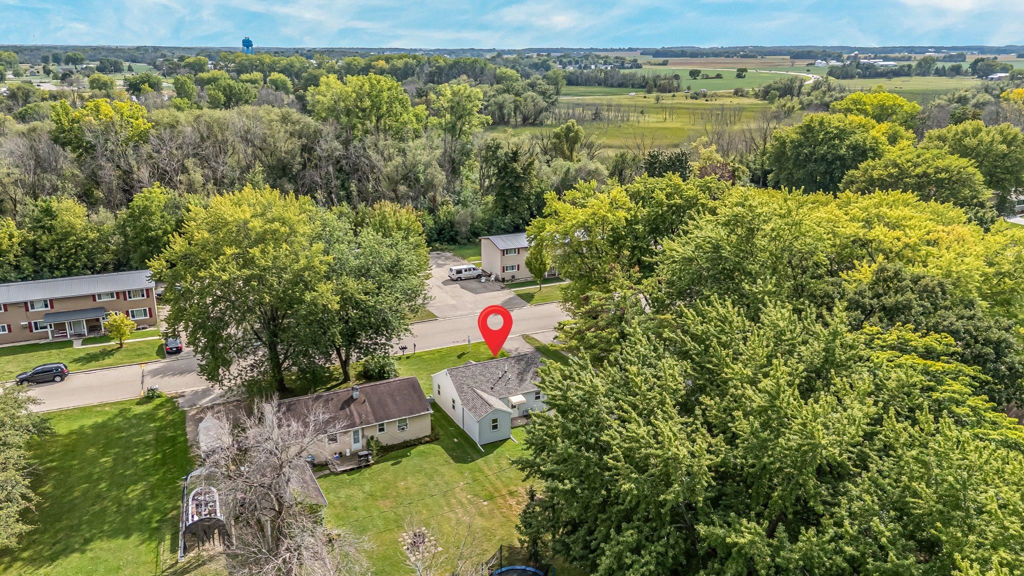816 Elm St, Winneconne, WI 54986